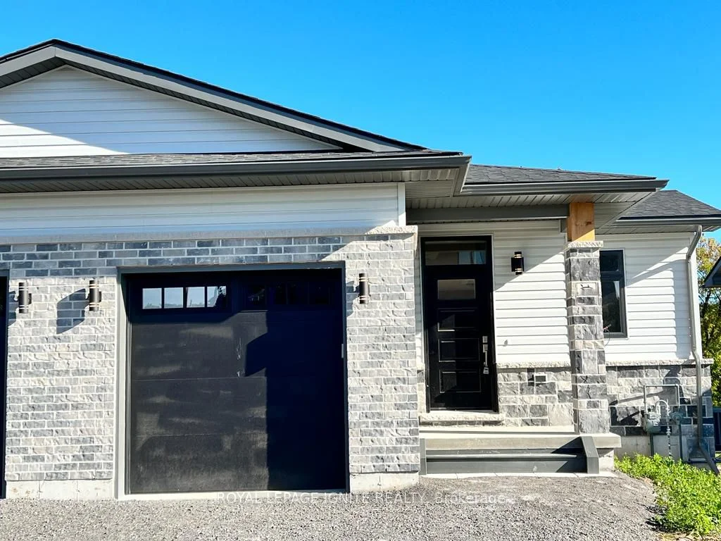 Semi-Detached in Cramahe