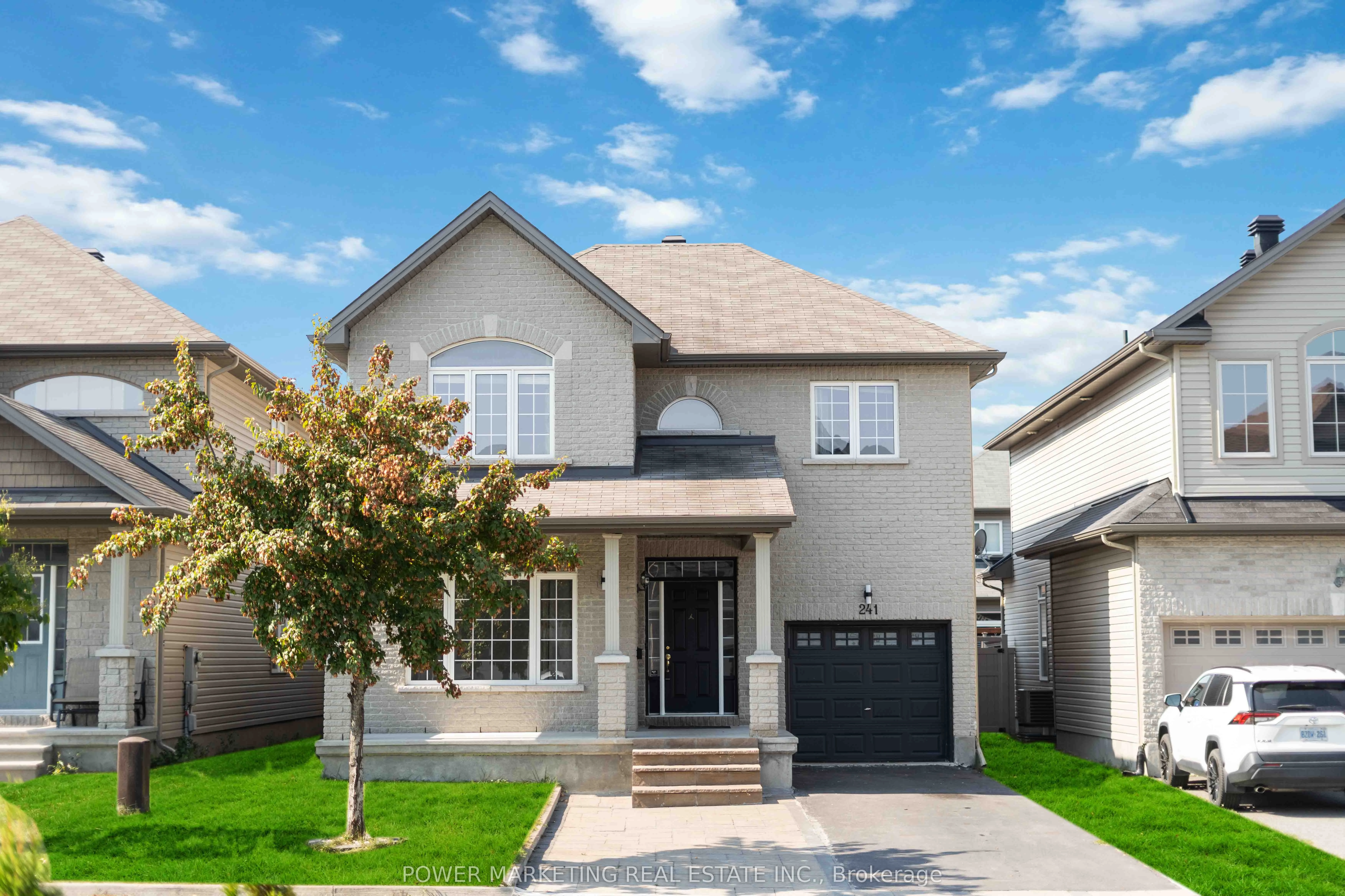 241 Dave Smith Crescent, Blossom Park - Airport And Area, On K4m 0b8
