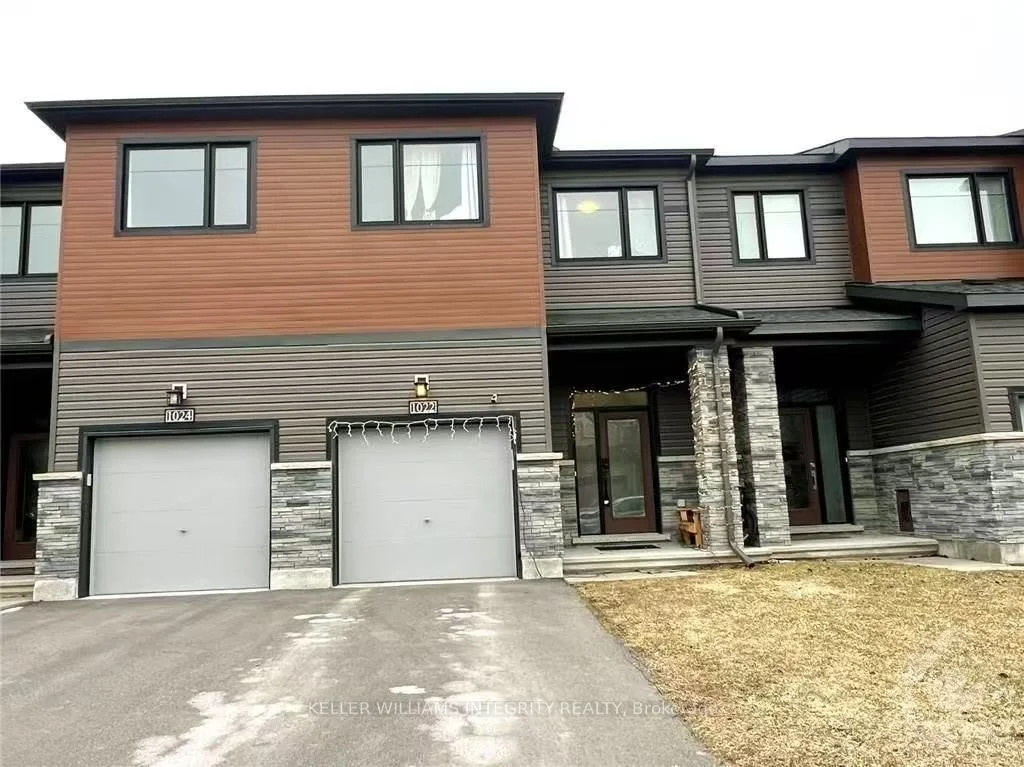 1022 Speedvale Court, Kanata, On K2t 0p3