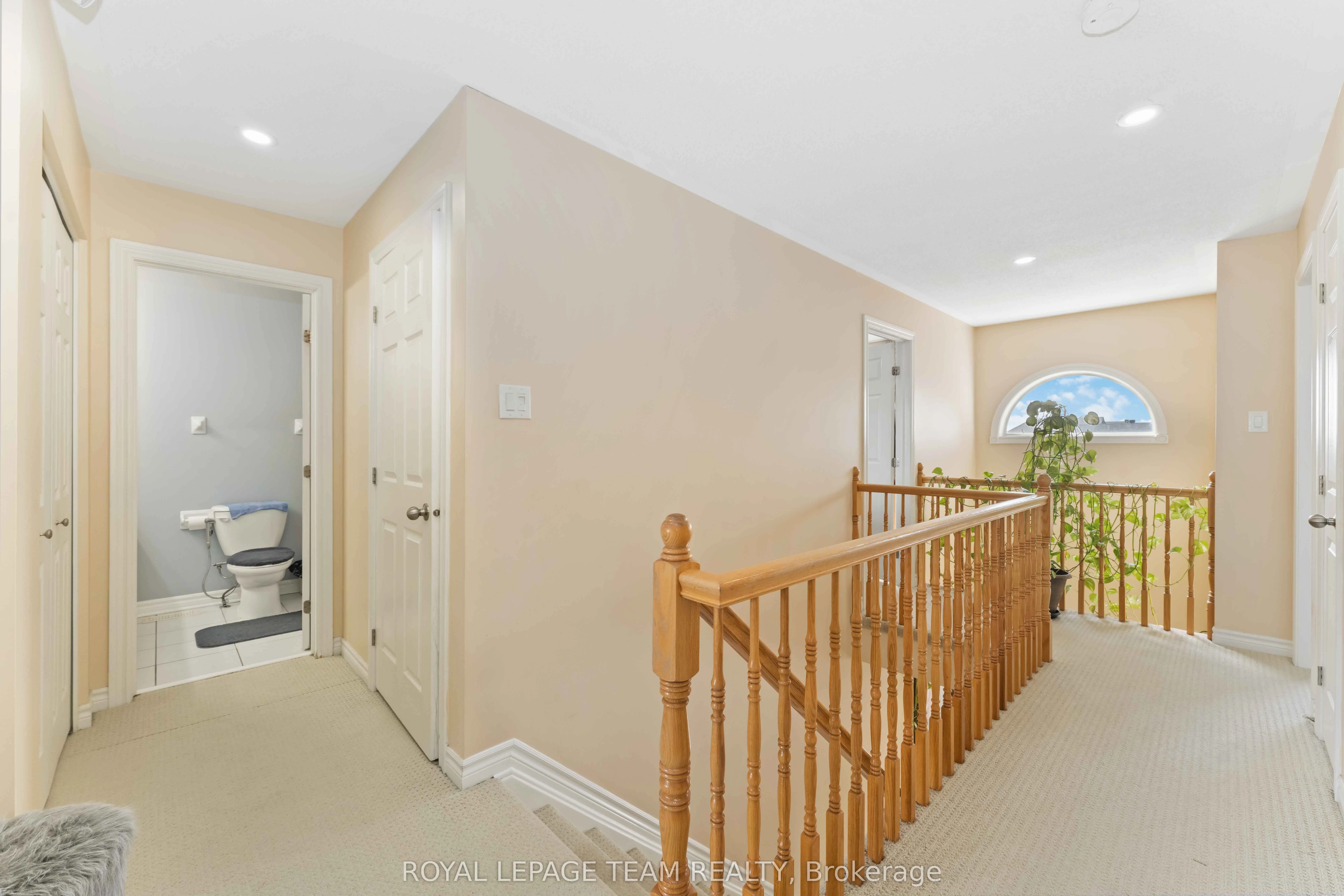 356 SADDLERIDGE Drive, Orleans - Convent Glen and Area, ON K1W 0B8