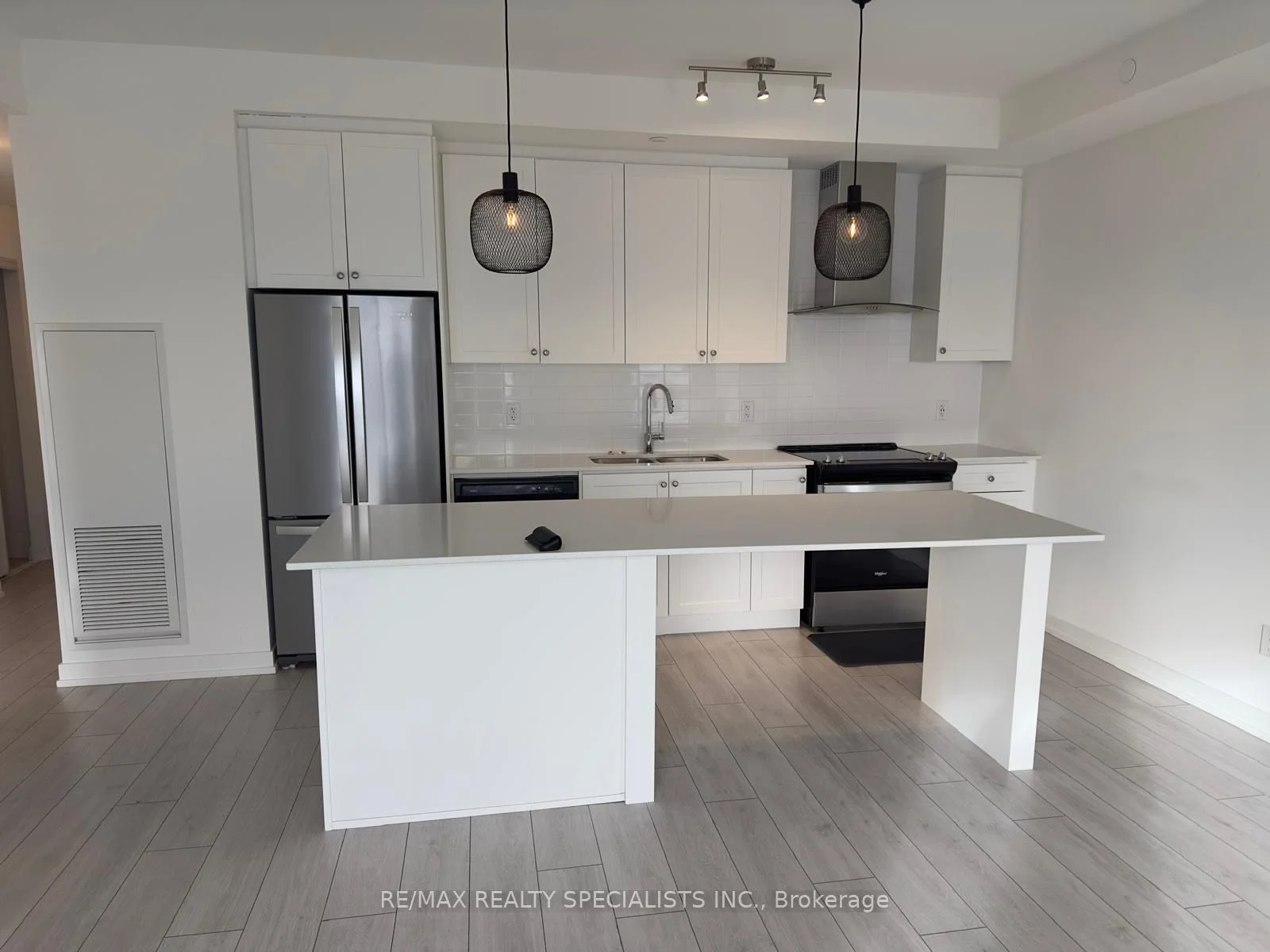 55 Duke Street W Street N 1704, Kitchener, On N2h 0c9