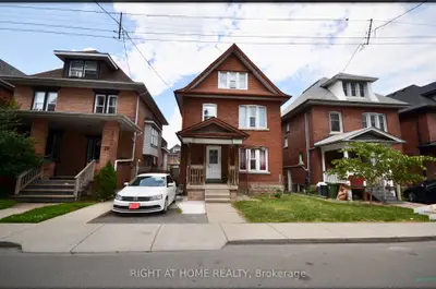Detached in Hamilton