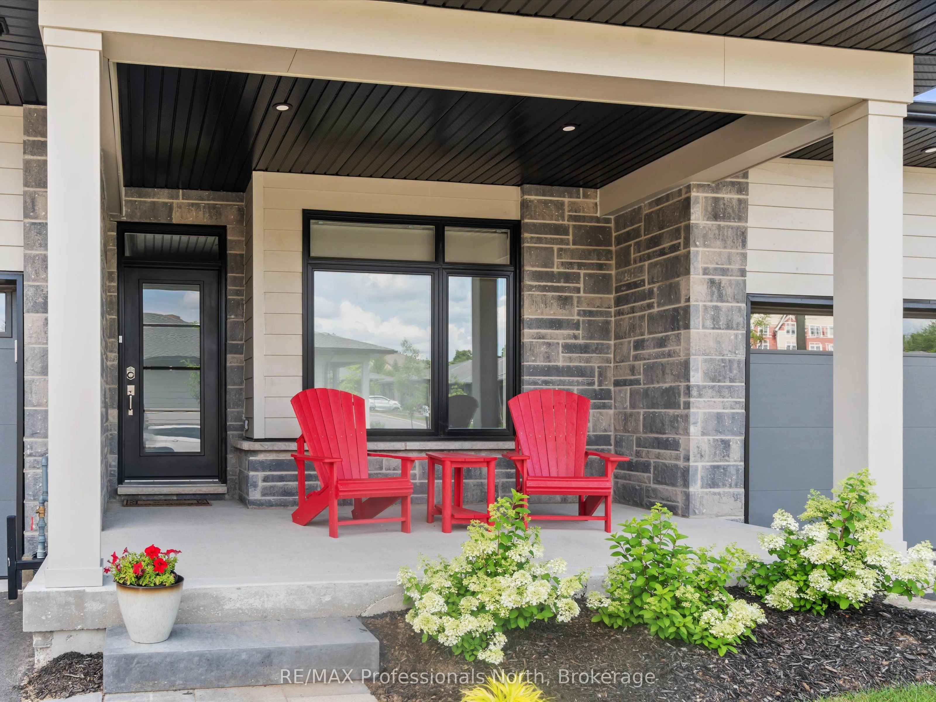 27 Jack Street, Huntsville, On P1h 0g4