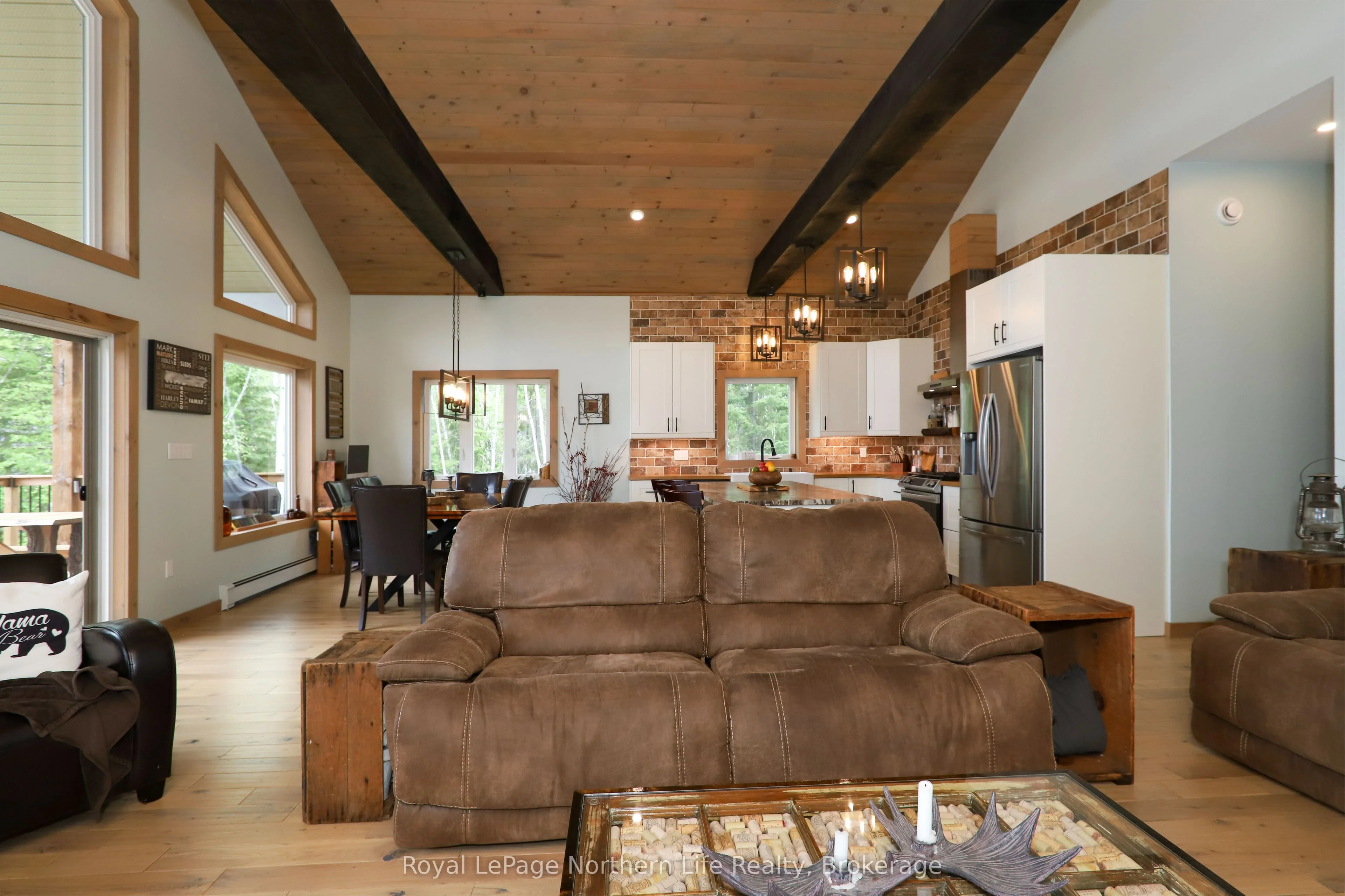 56 WHITE BEAR Court, Temagami, ON P0H 2H0