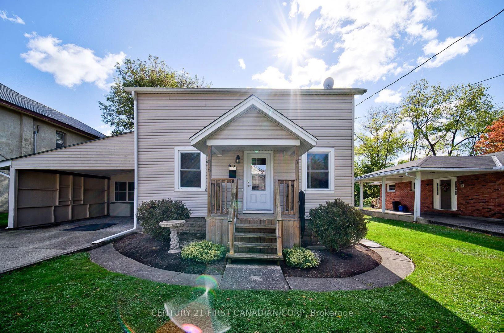 Detached in Tillsonburg