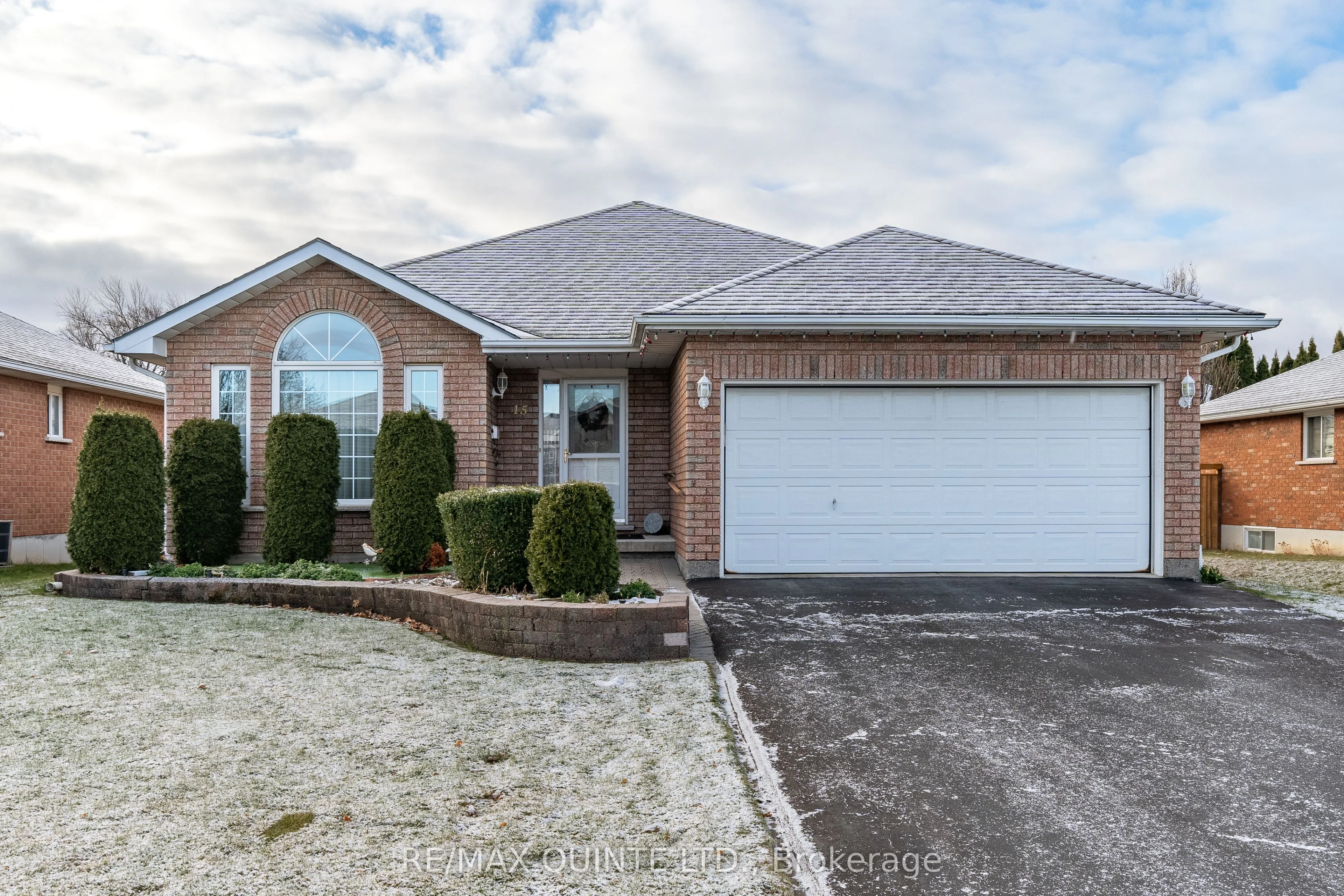 Detached in Belleville