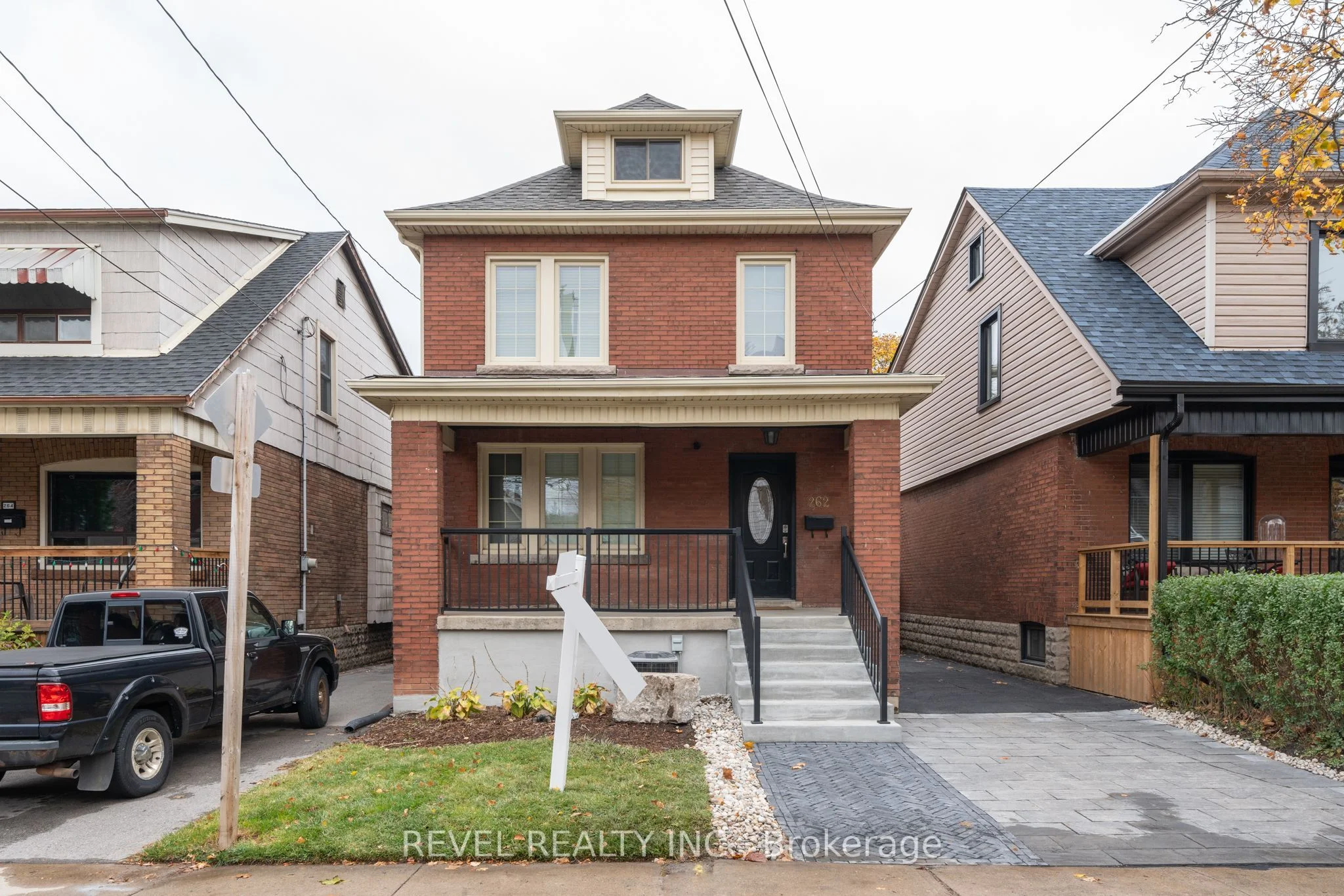 262 Homewood Avenue, Hamilton, On L8p 2m8