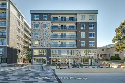 Condo Apartment in Waterloo