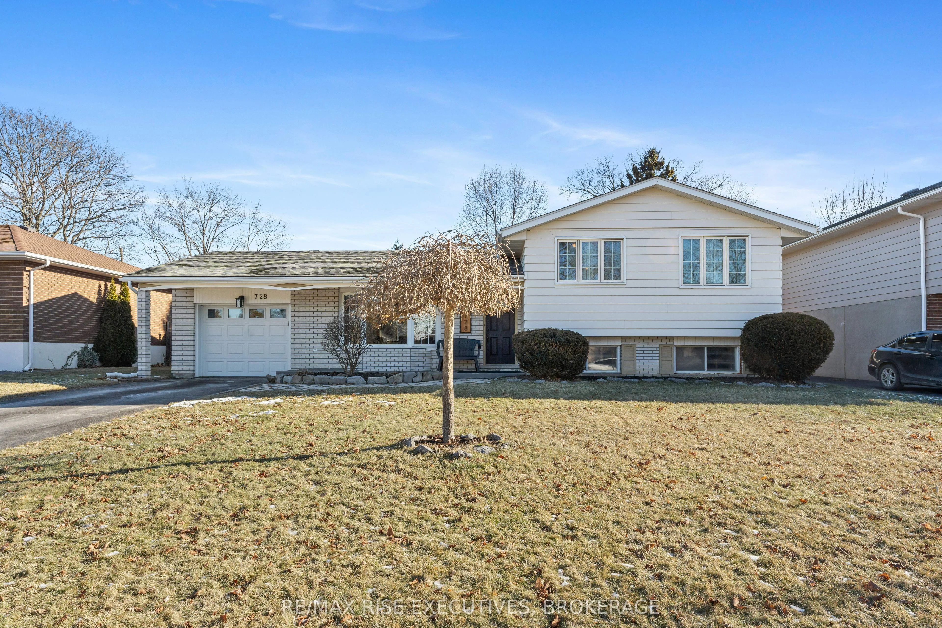 Detached in Kingston