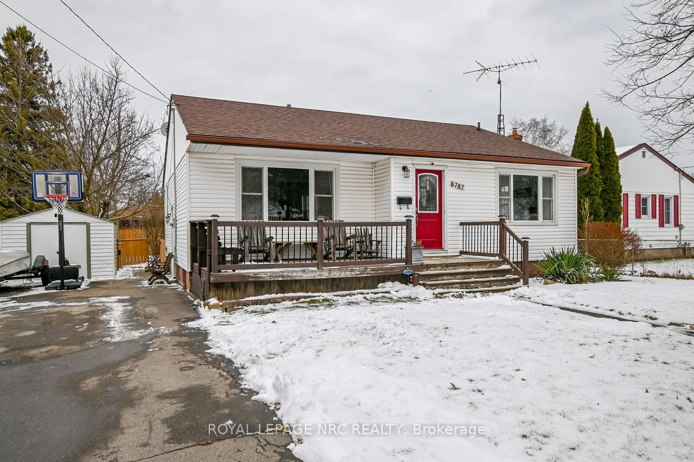 6787 Russell Street, Niagara Falls, On L2j 1r3