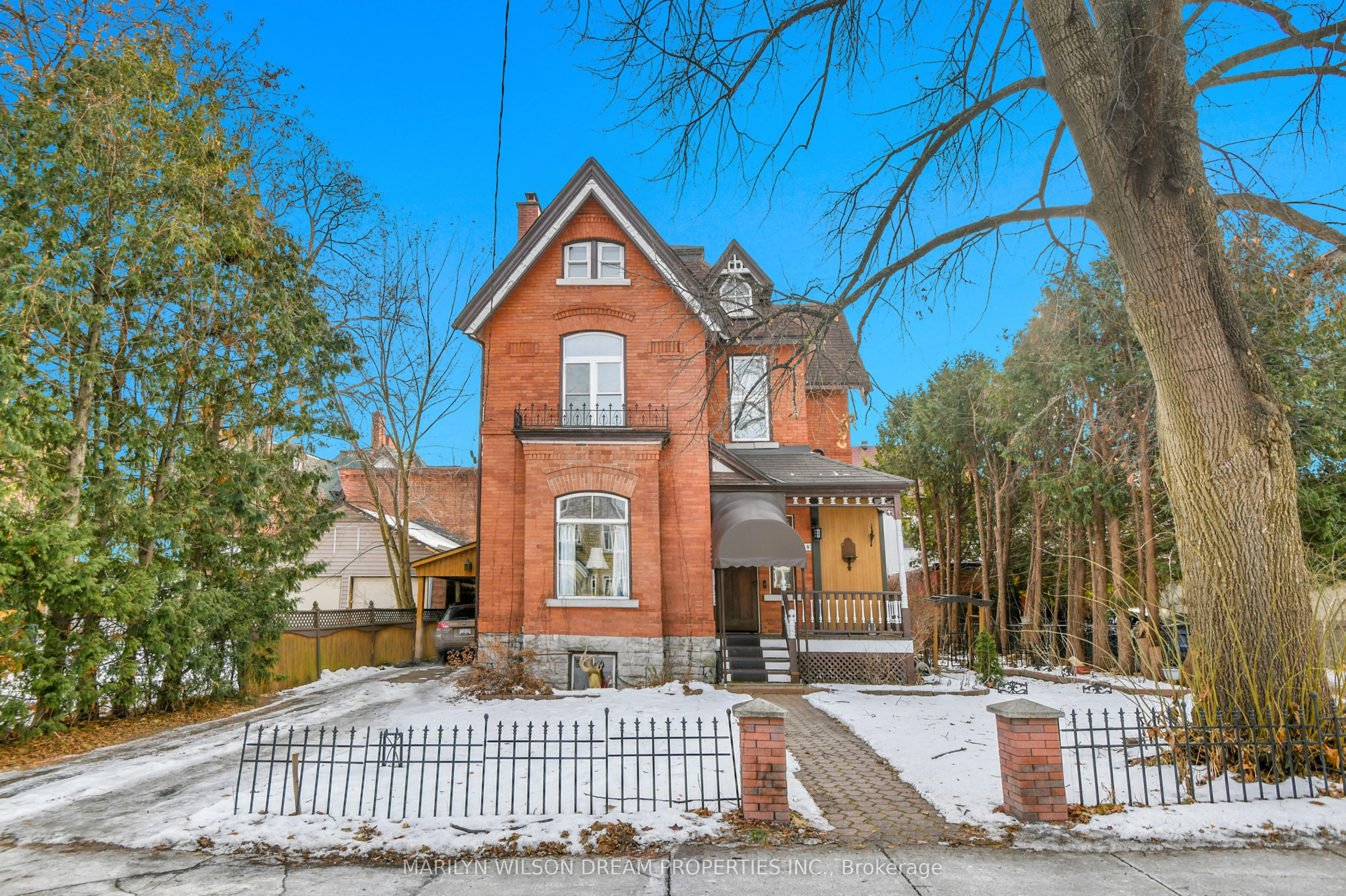 Detached in Lower Town - Sandy Hill