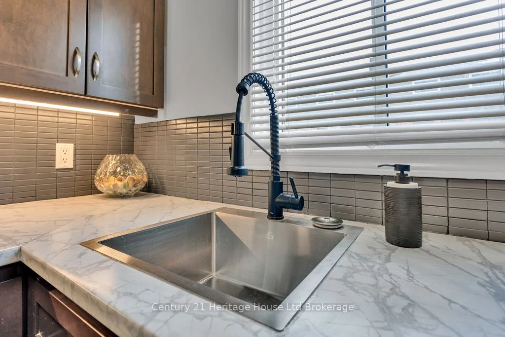 394 Springbank Avenue 3, Woodstock, ON N4T 1L1