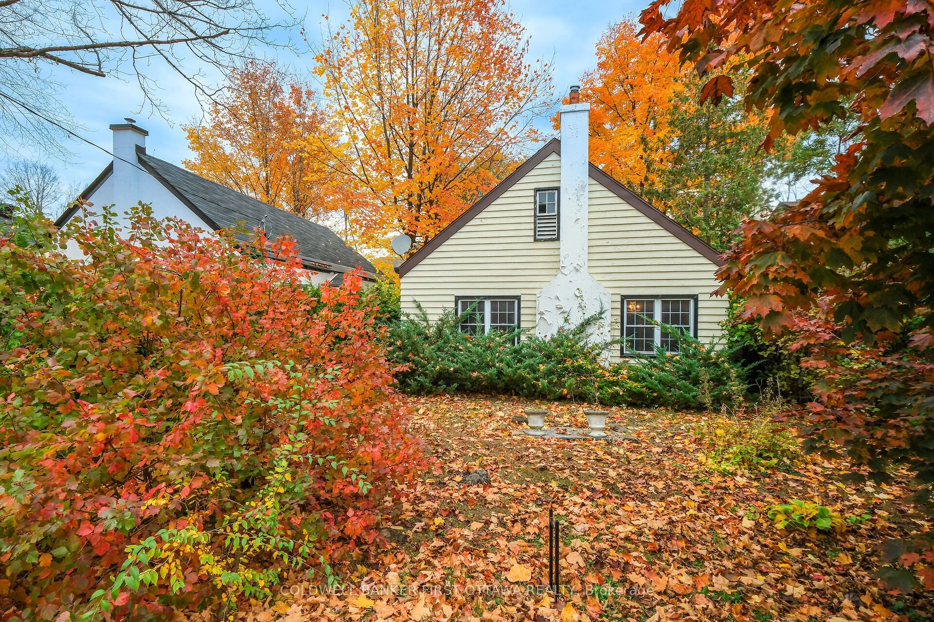 38 Acacia Avenue, Rockcliffe Park, On K1m 0p4