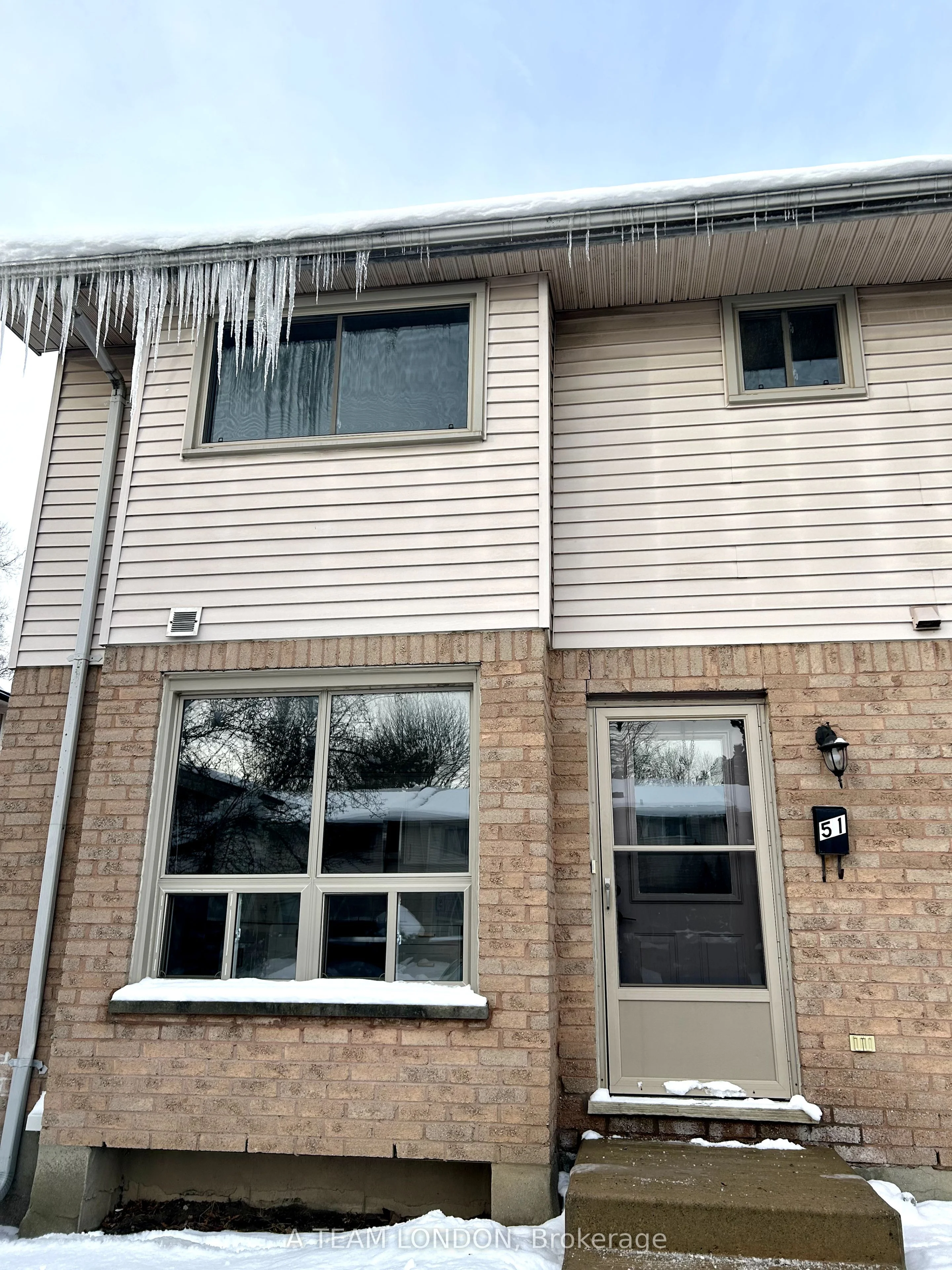 678 Upper Queen Street 51, London South, On N6c 5l2