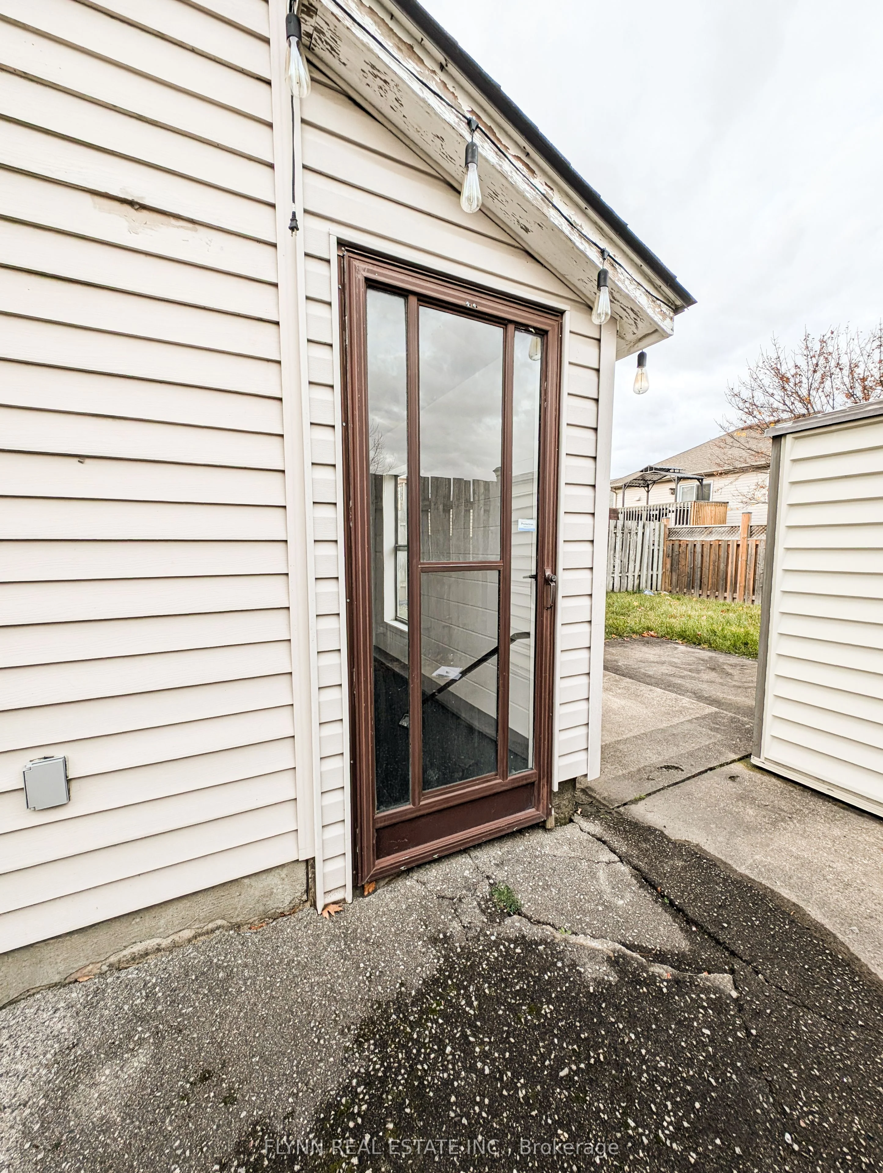 164 Windsor Street Lower, Welland, On L3c 6t6