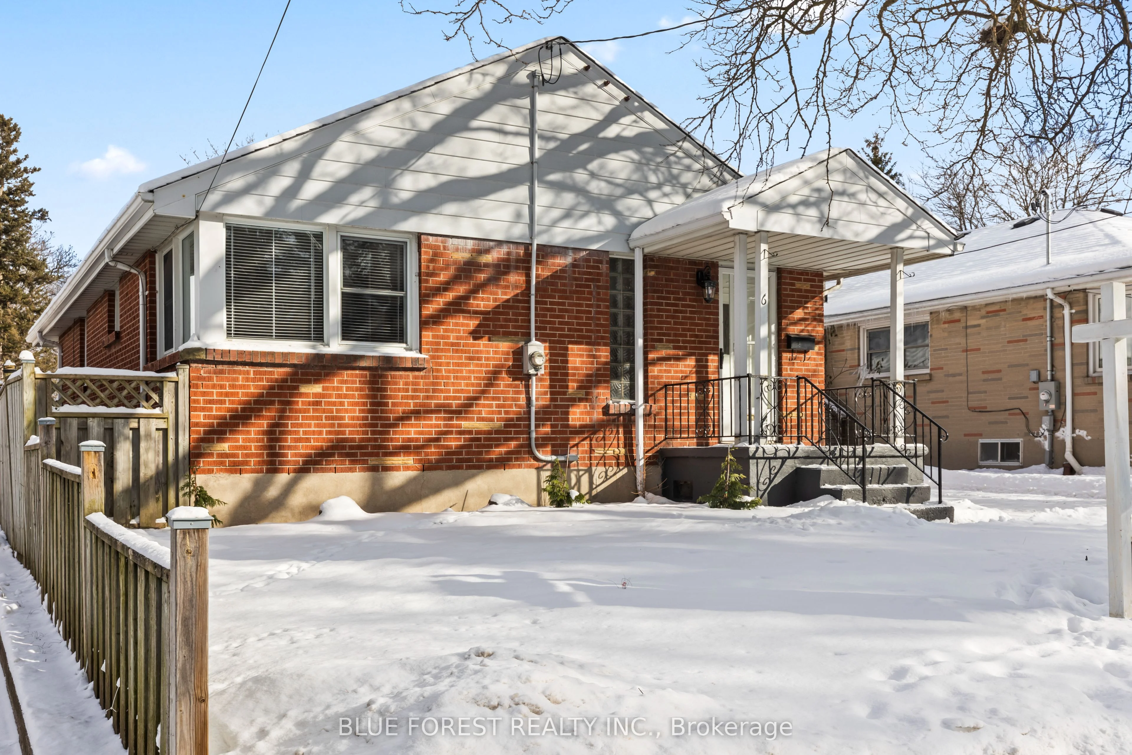 6 Thorne Avenue, London East, On N5w 4m8