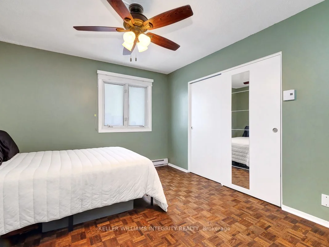 158A Mcarthur Avenue 1407, Vanier and Kingsview Park, ON K1L 7E7