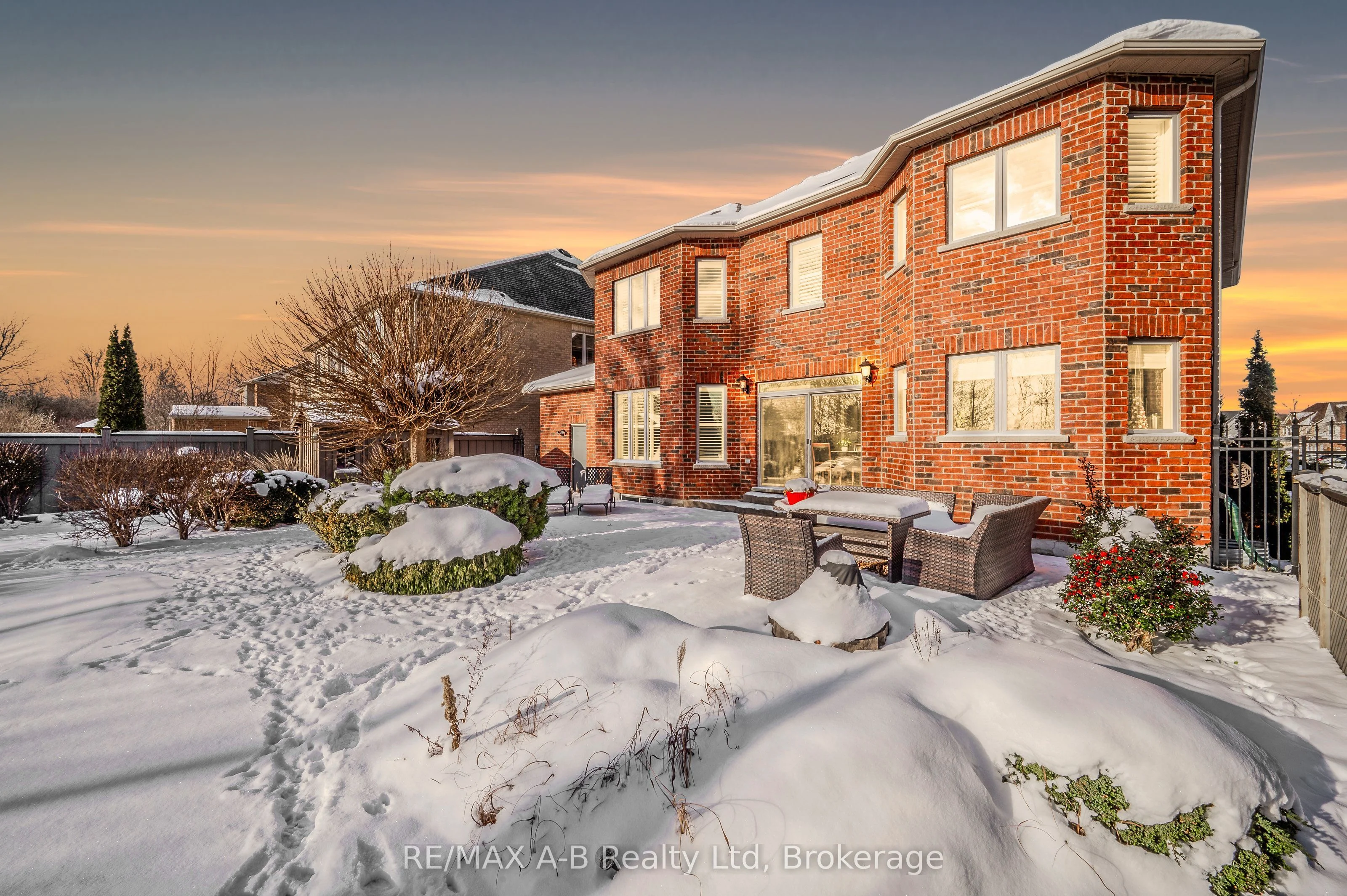 252 Edgewater Crescent, Kitchener, On N2a 4m2