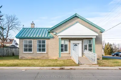 Detached in North Glengarry