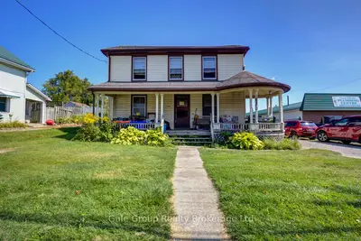 Duplex in Tillsonburg