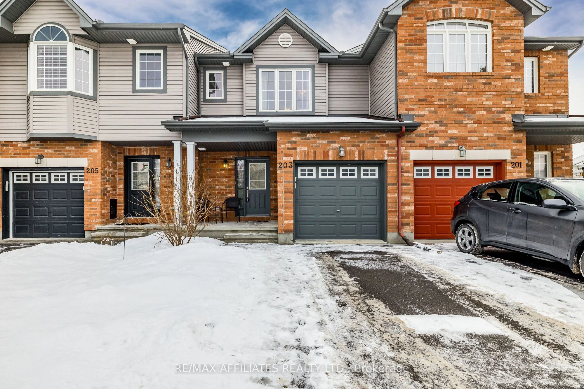 203 Opus Street, Kanata, On K2s 0j2