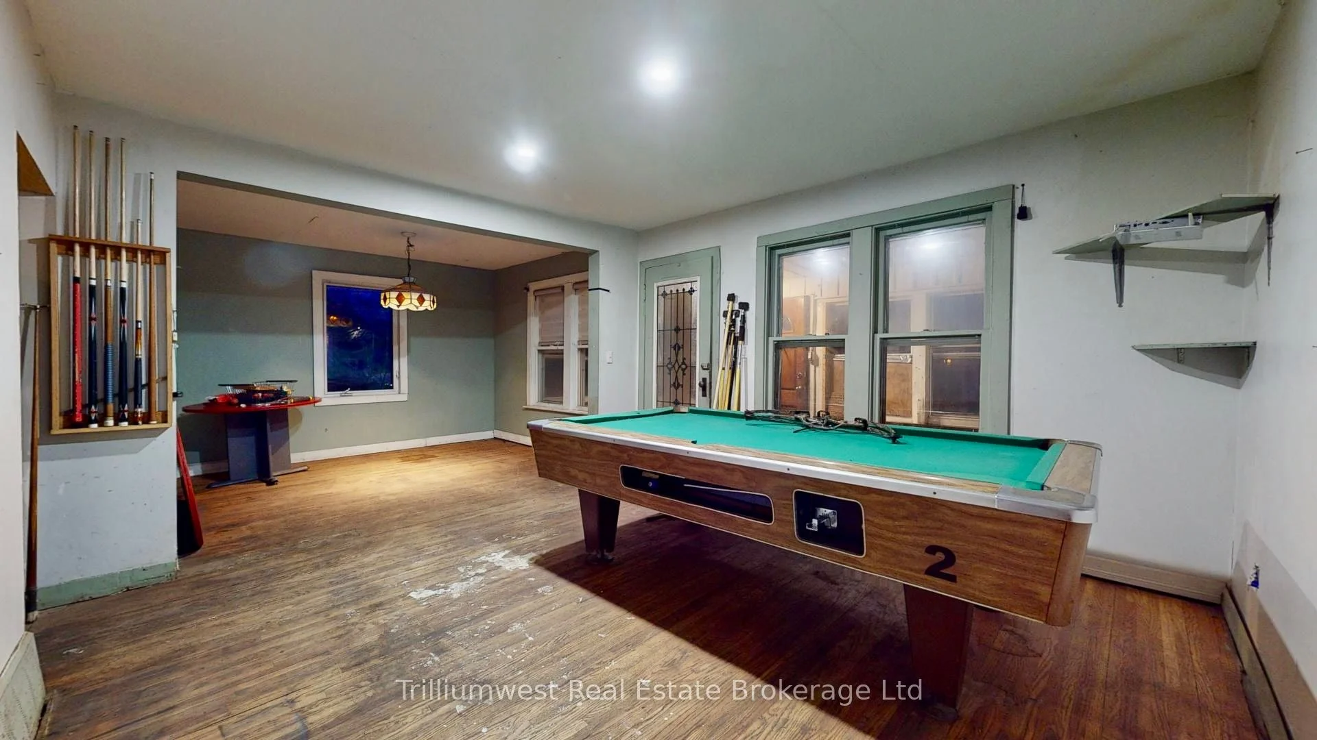 44 Robinson Street, Leamington, ON N8H 1Y8