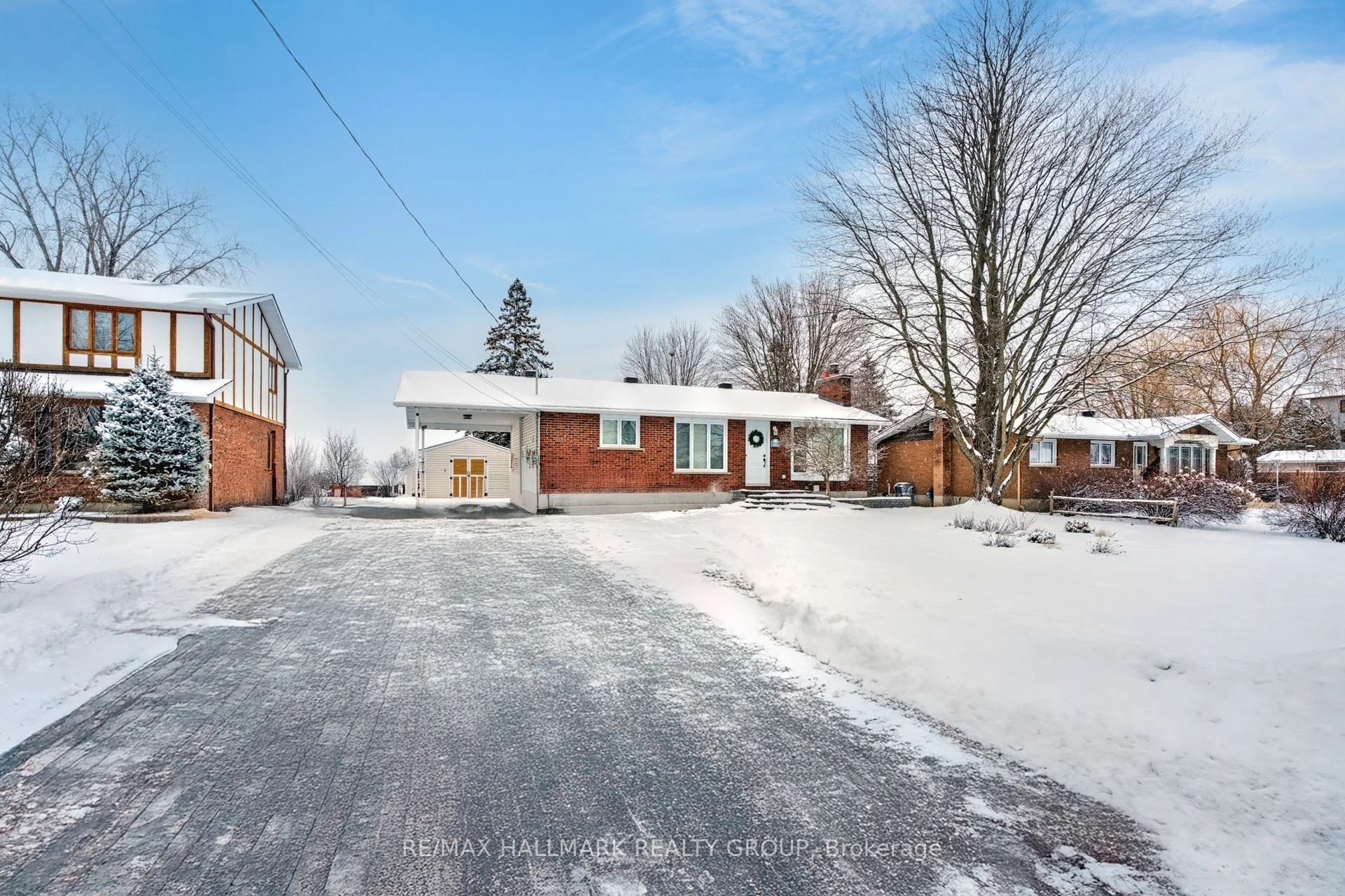 2393 Page Road B, Orleans - Convent Glen and Area, ON K1W 1H2
