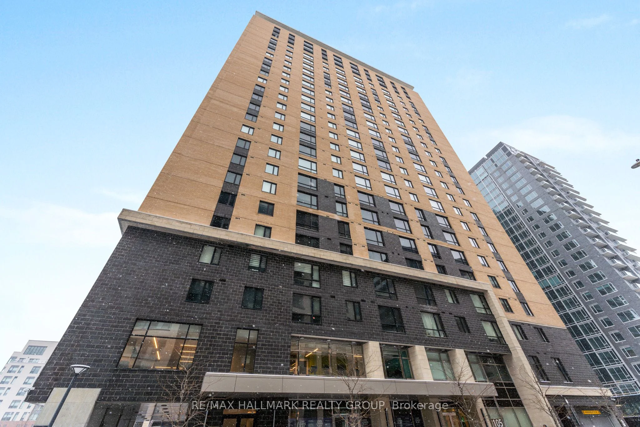 Condo Apartment in Dows Lake - Civic Hospital and Area