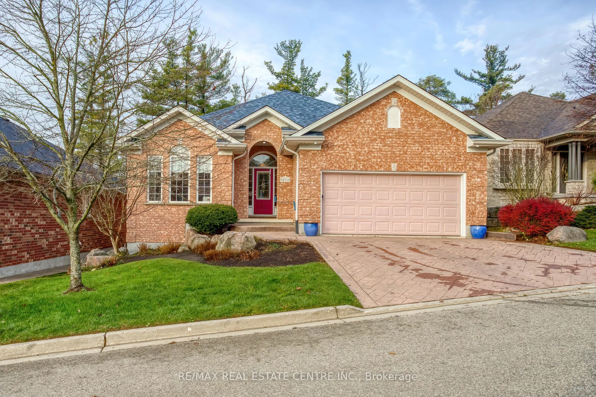 Detached in Guelph