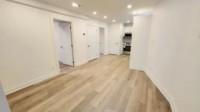 214 East 24th Street 3, Hamilton, On L8v 2y4