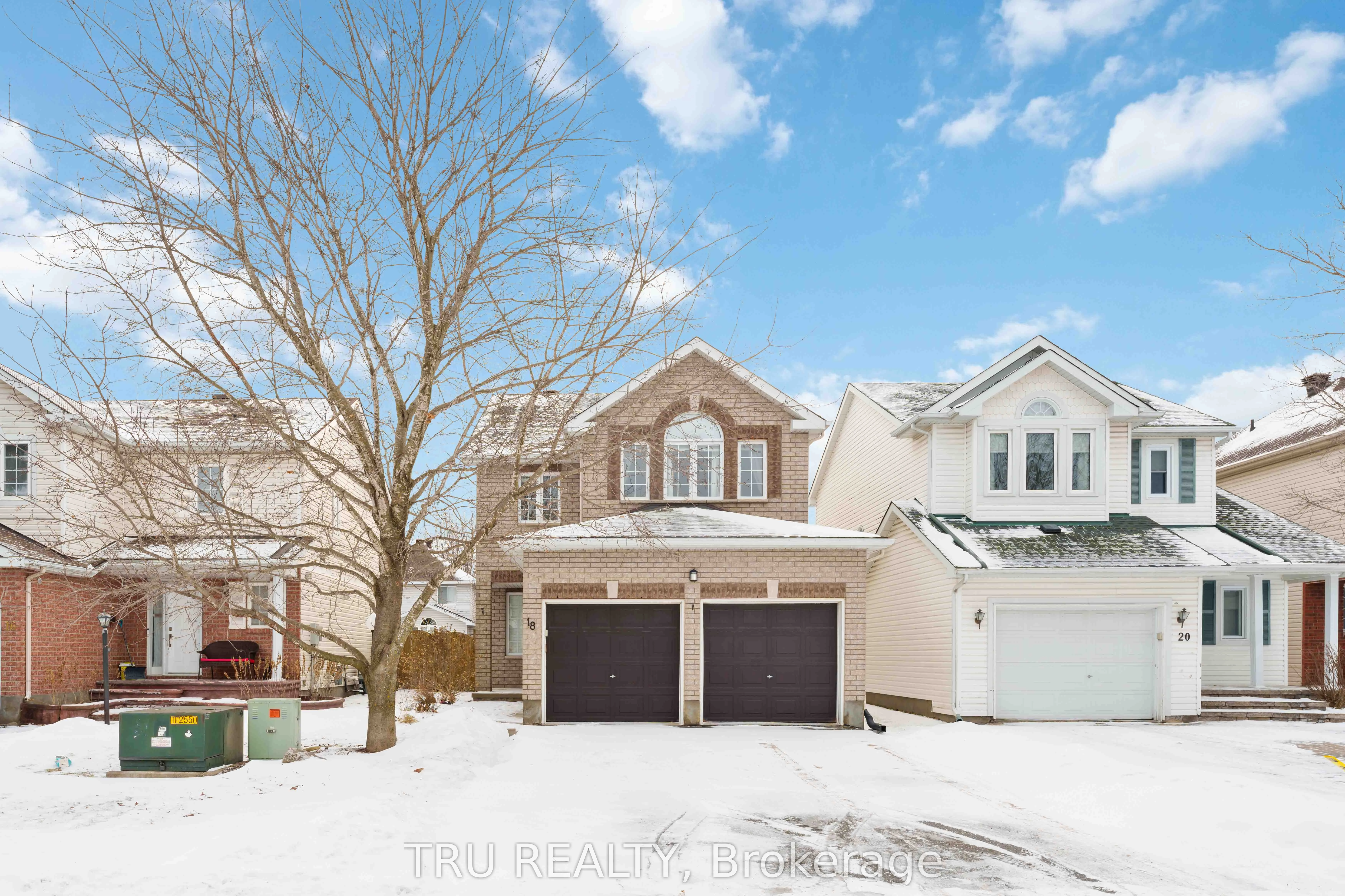 Detached in Barrhaven