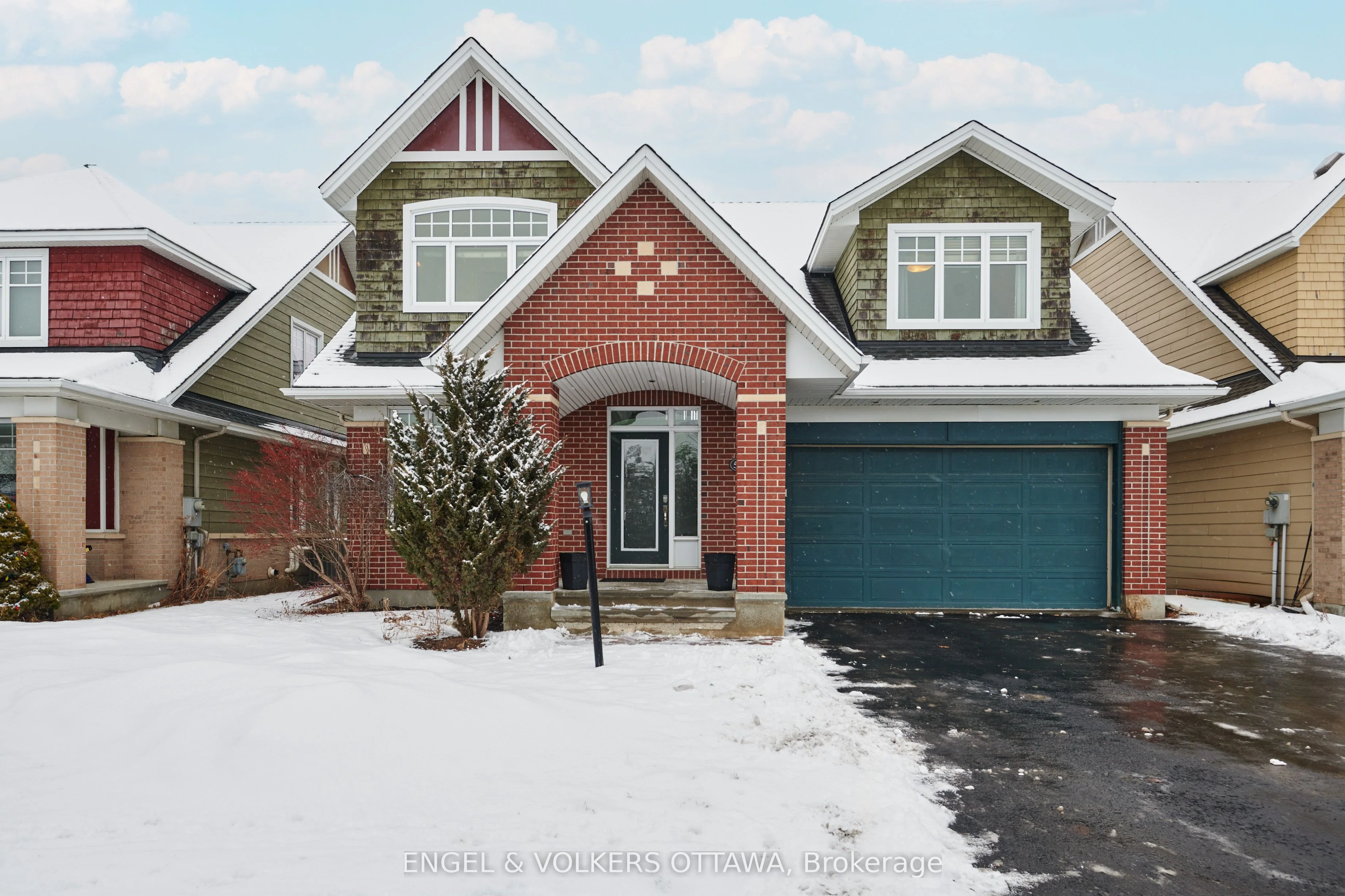 Detached in Barrhaven