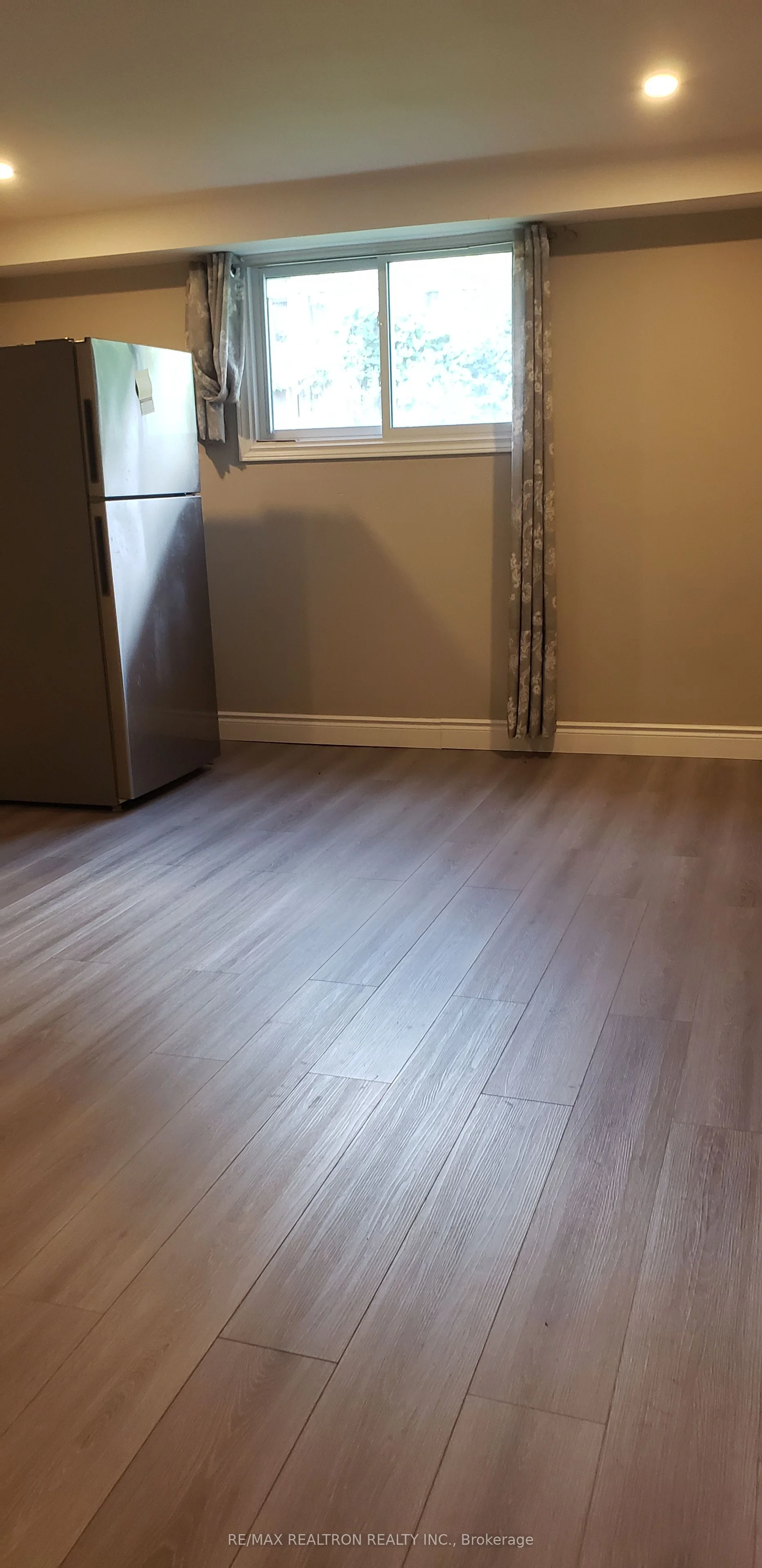 418 Castlegrove Boulevard, London North, ON N6G 1K9