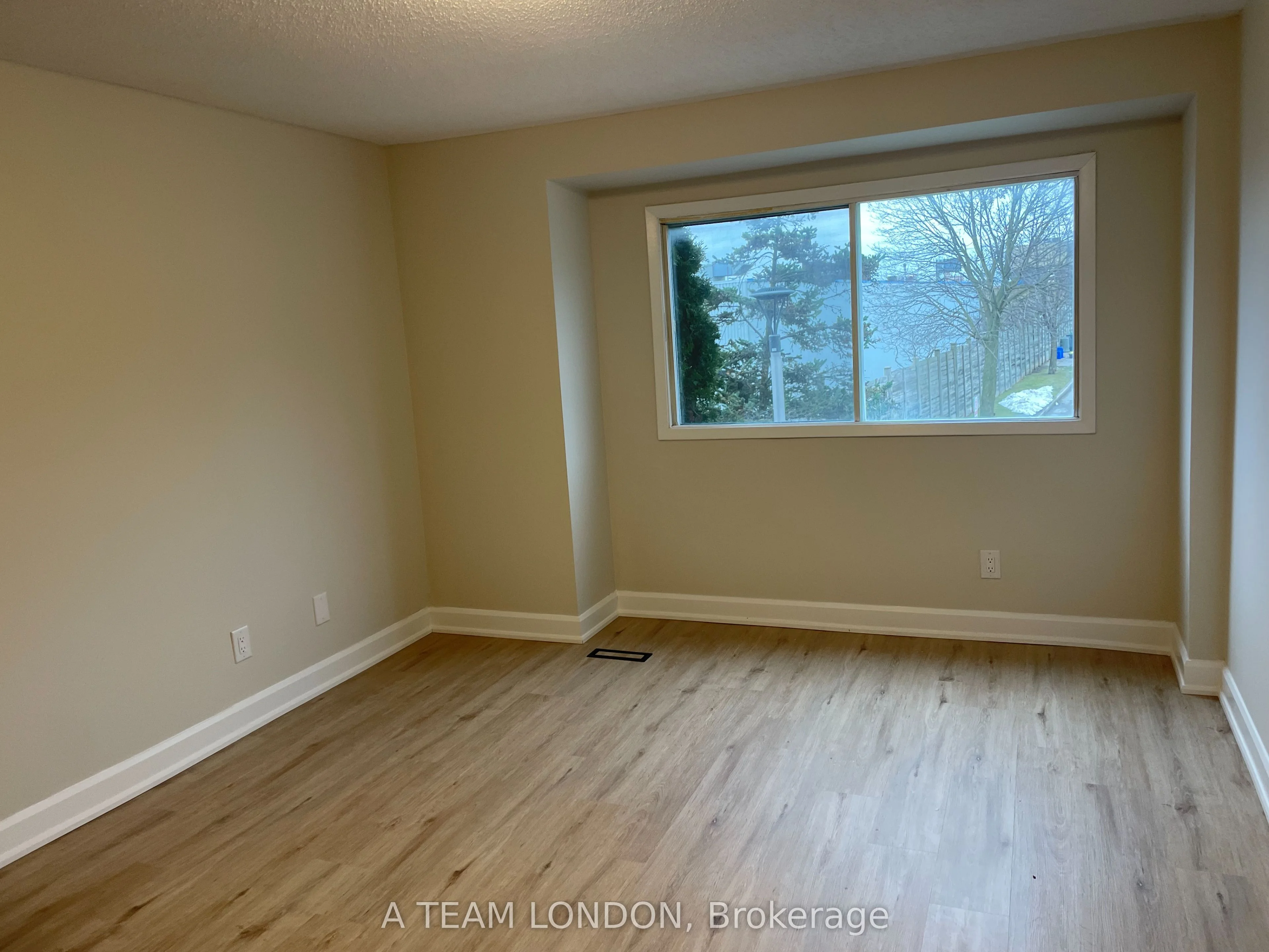 35 Waterman Avenue 30, London South, ON N6C 5T5
