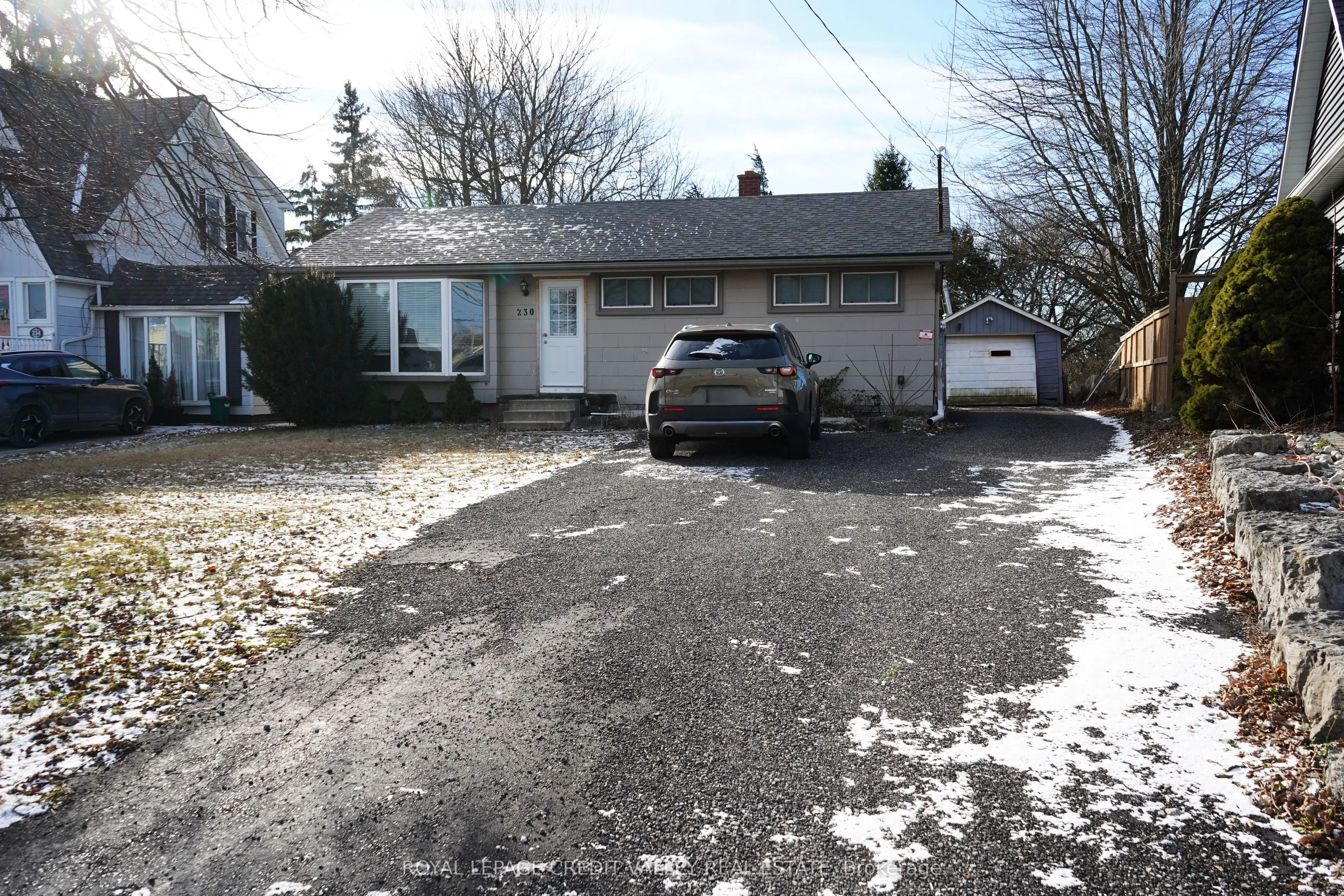 Detached in West Lincoln