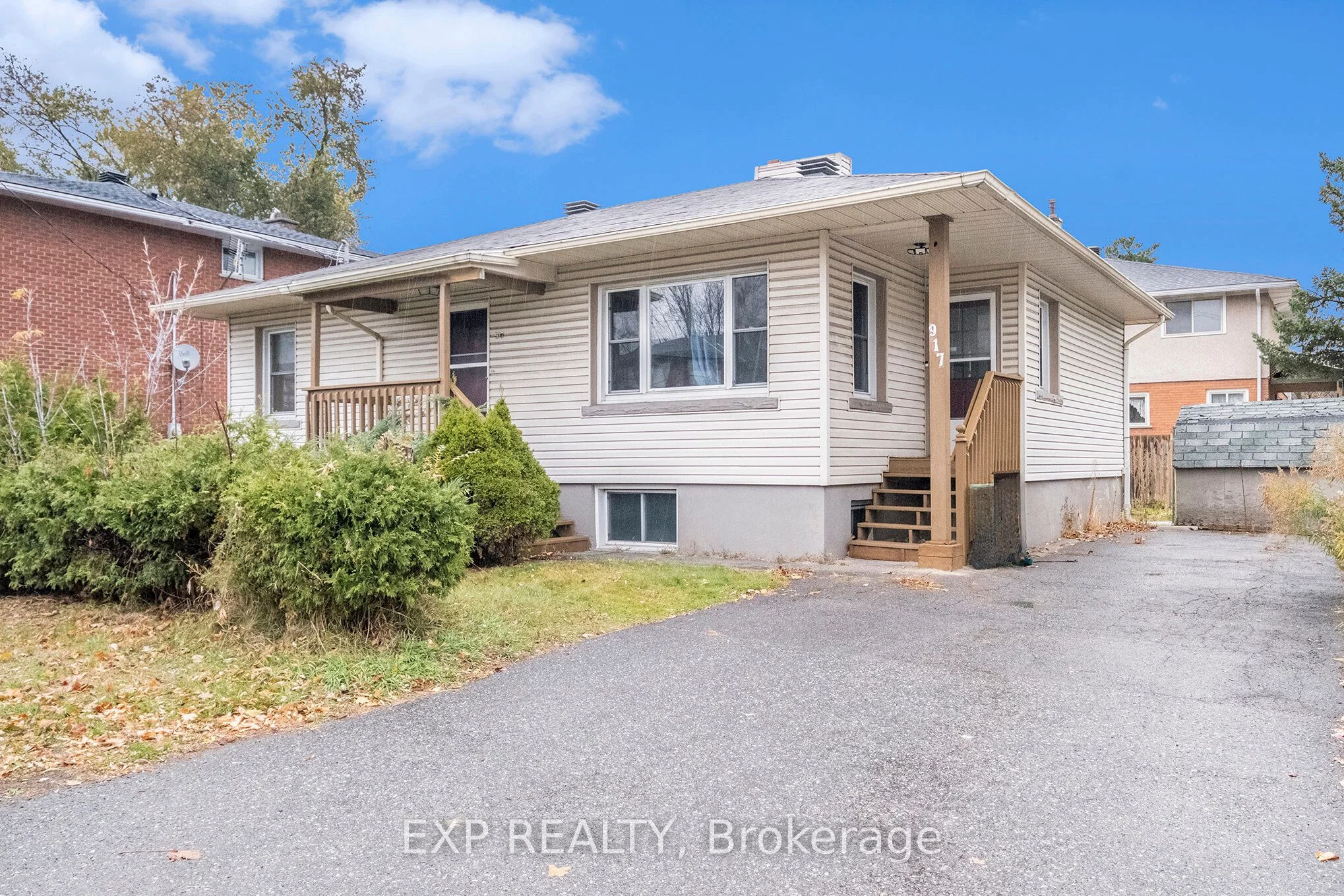917 Pinecrest Road, Britannia Heights - Queensway Terrace N And Area, On K2b 6b1