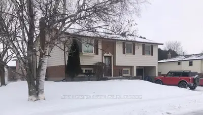 Detached in Woodstock