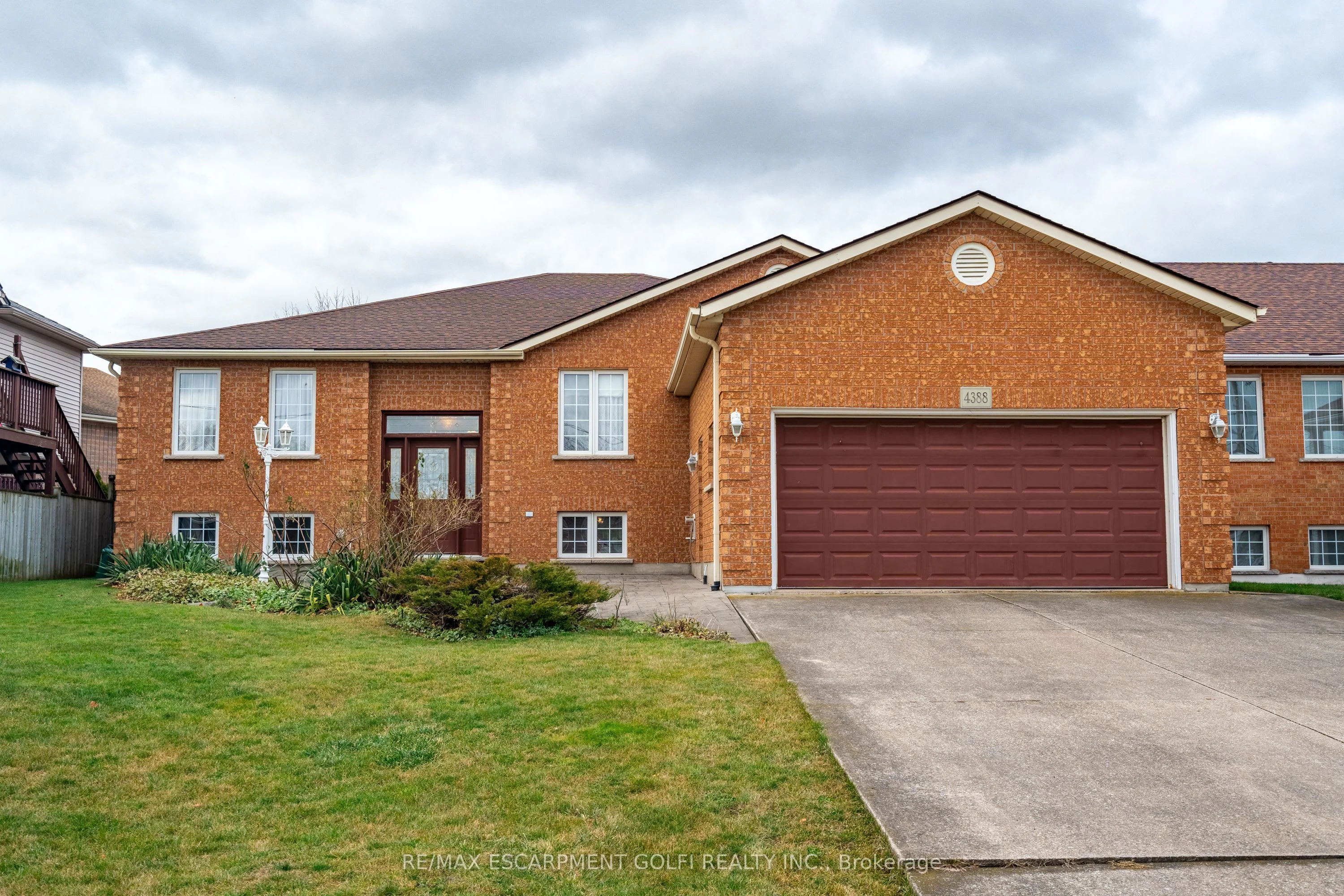 4388 Lincoln Avenue, Lincoln, On L3j 1s5