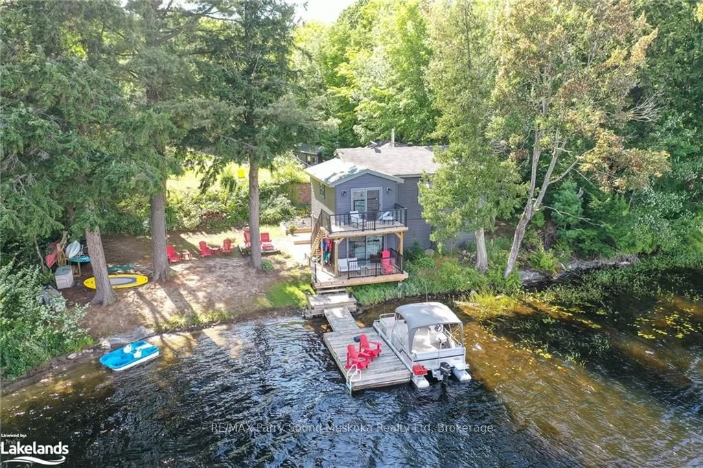 Detached in McMurrich/Monteith