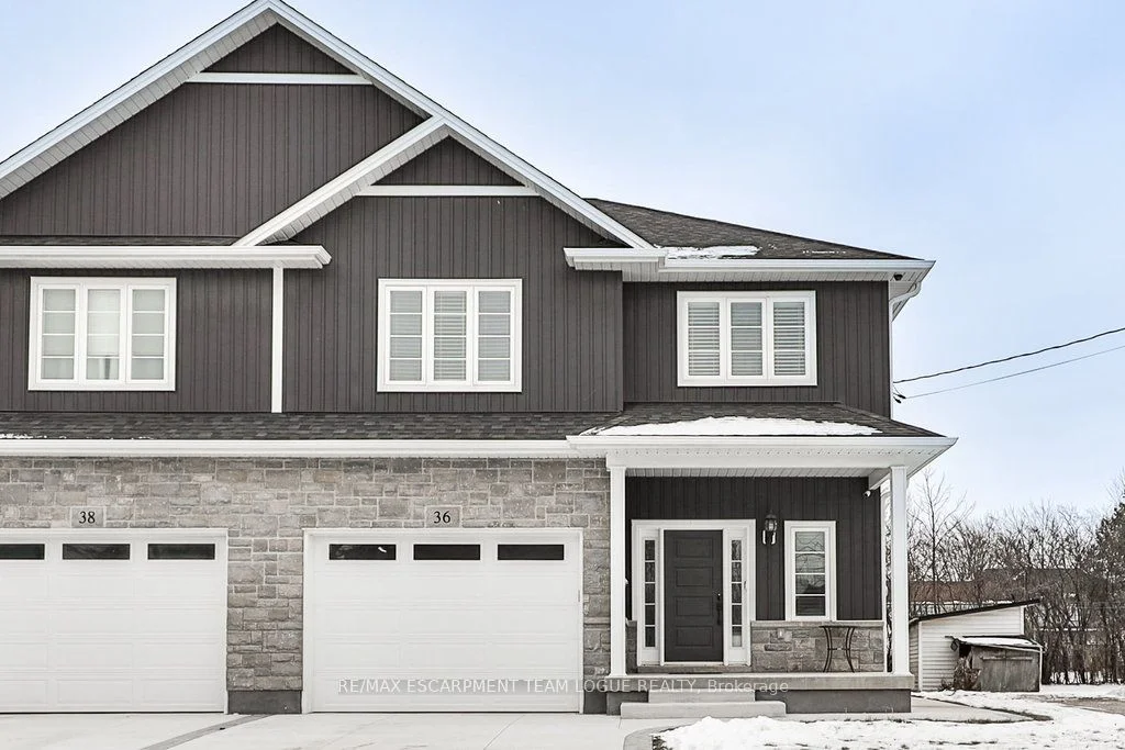 Semi-Detached in Hamilton