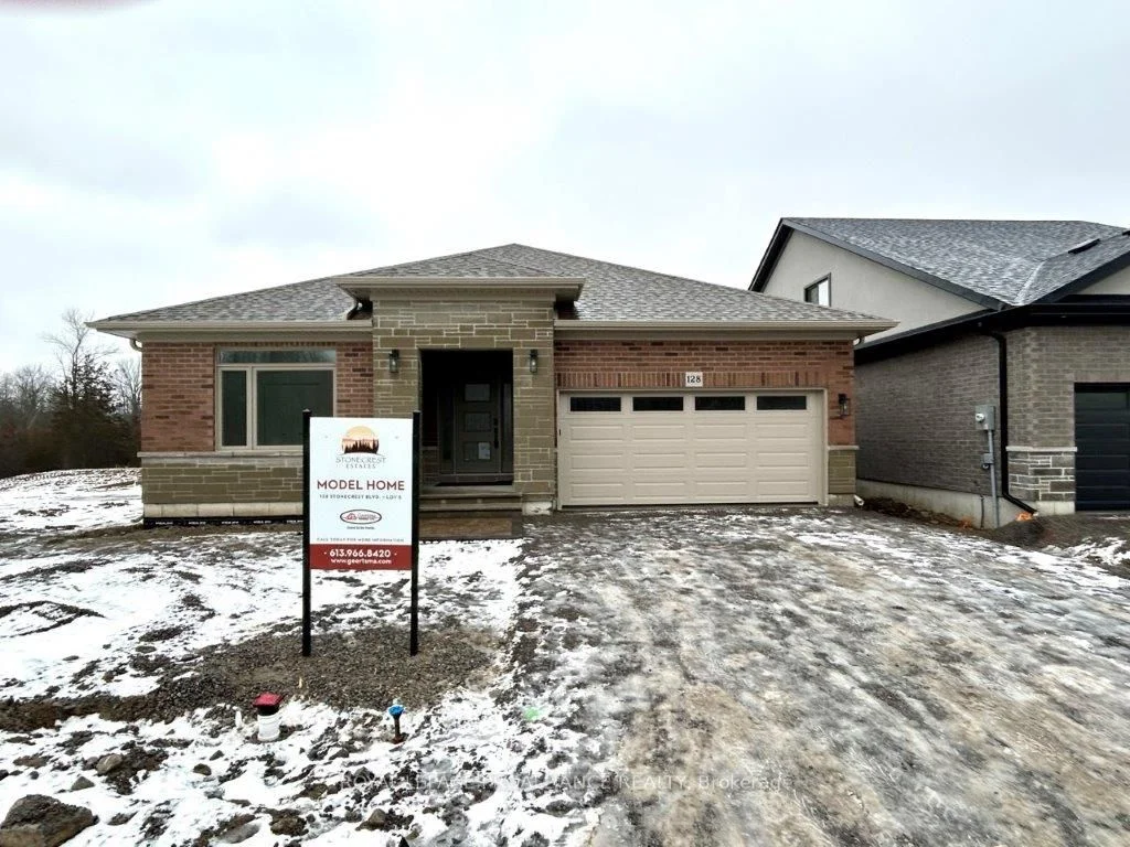 Detached in Quinte West