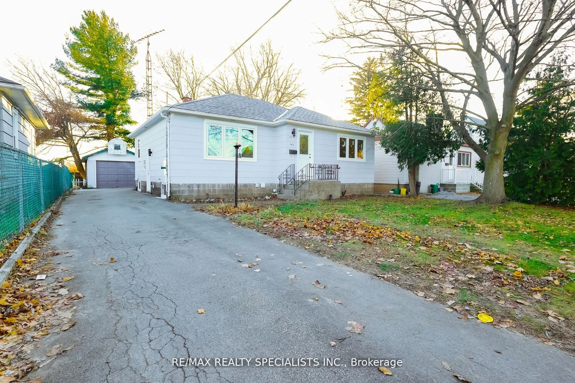 7010 Dunn Street, Niagara Falls, On L2g 2r7