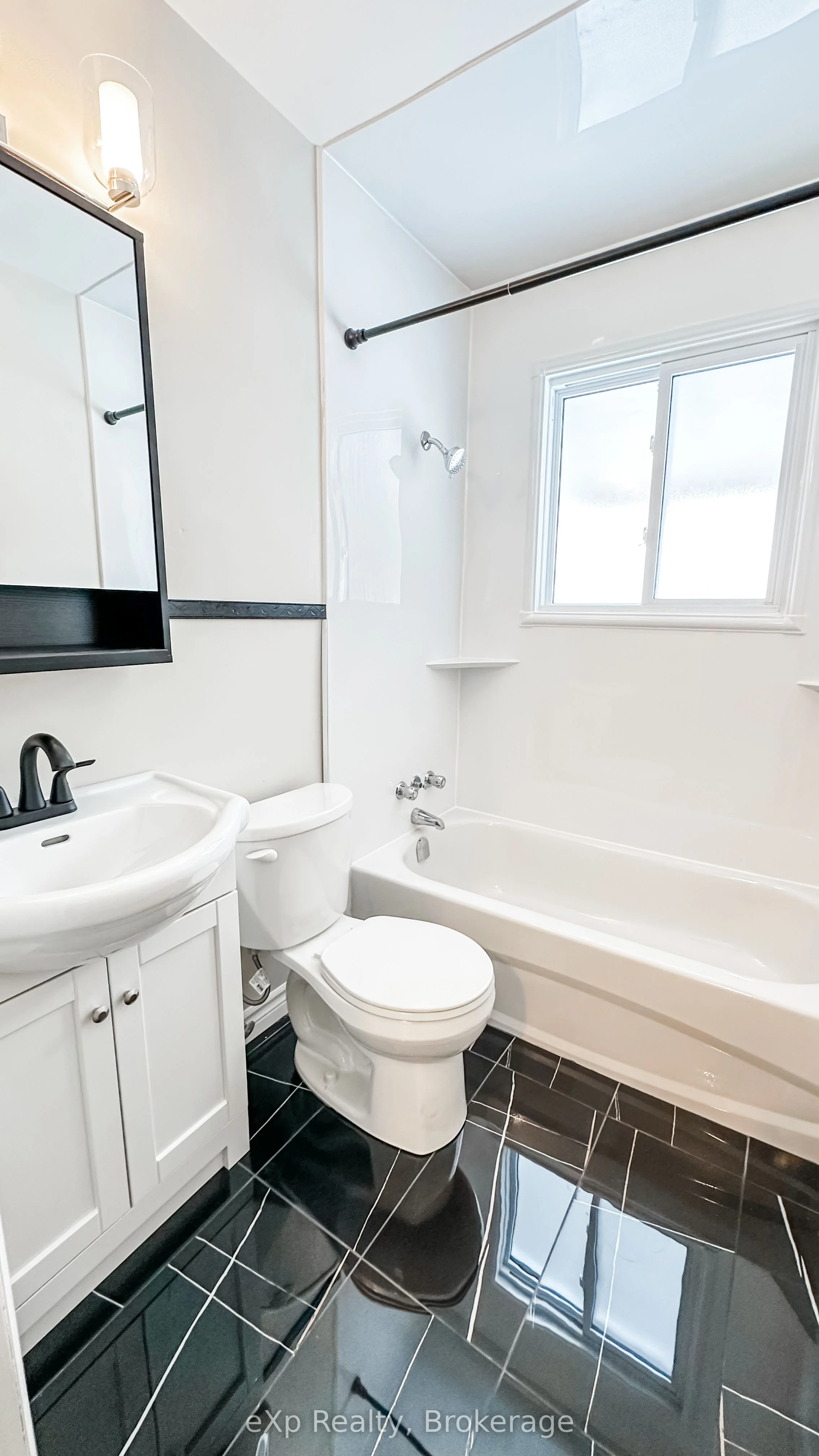 342 Kiwanis Park Drive 4, London East, ON N5W 4M9