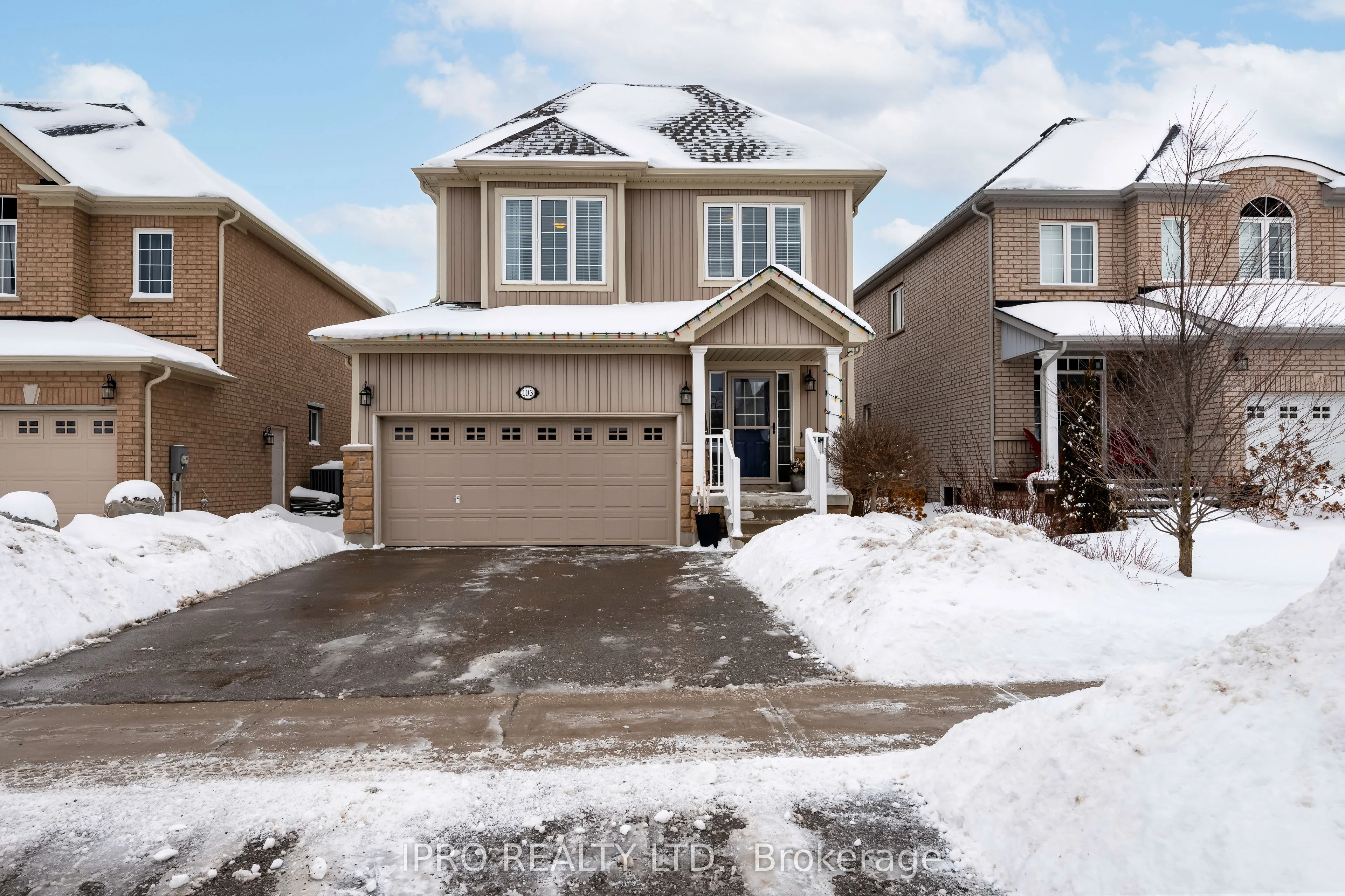 Detached in Centre Wellington