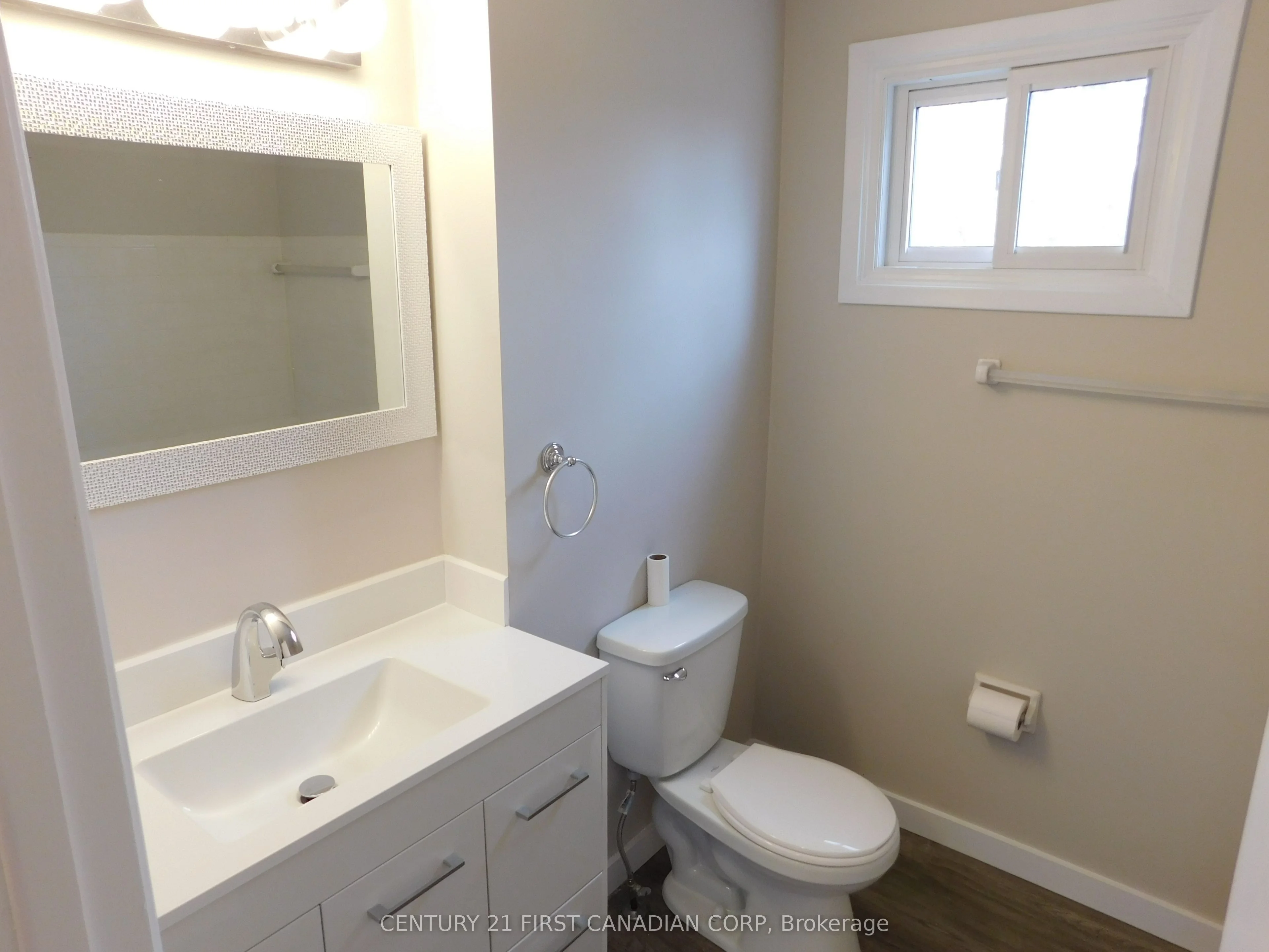 43 Rosamond Crescent, London South, ON N6E 2M6