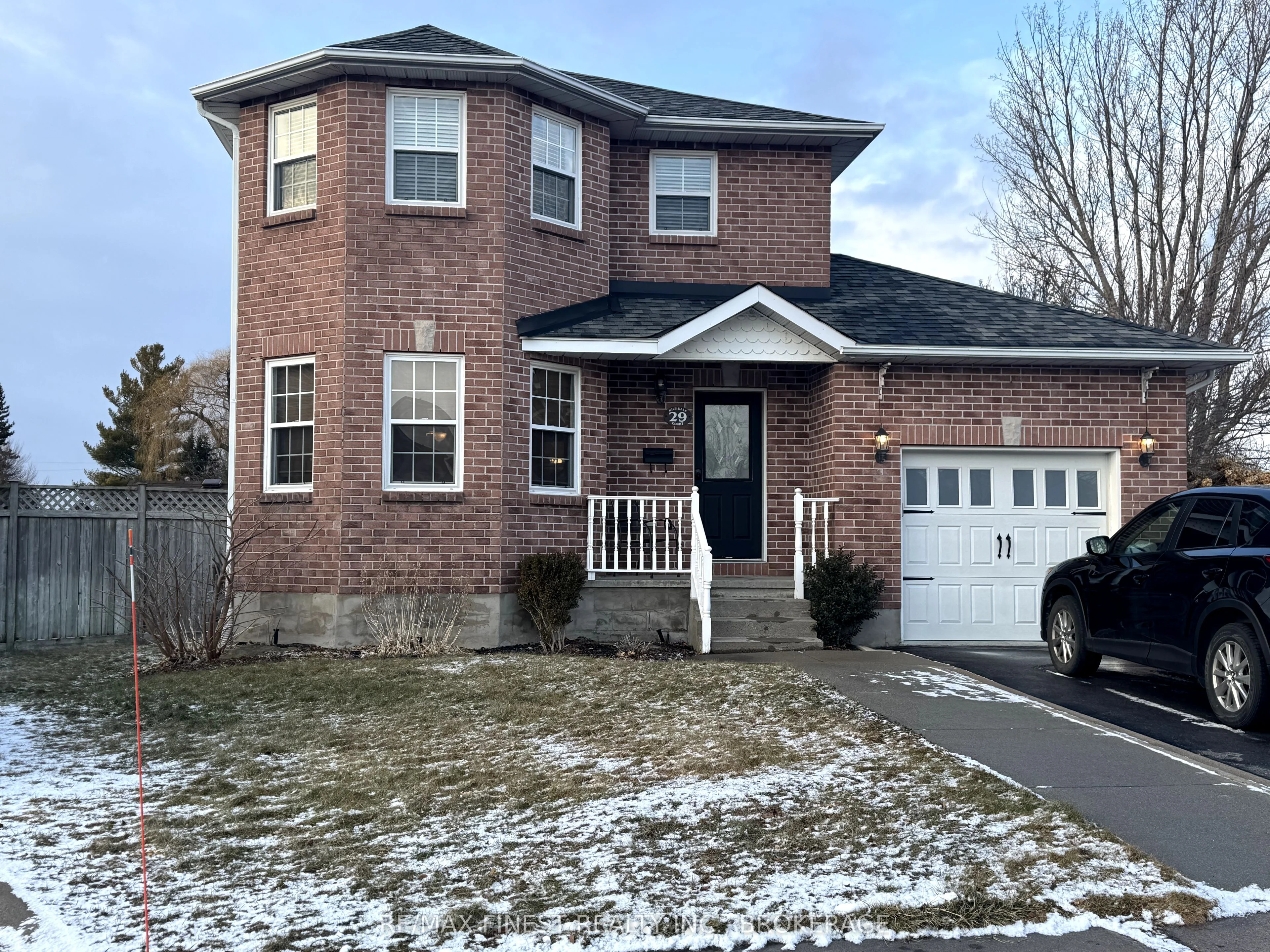 29 Richdale Court, Kingston, On K7k 6n3