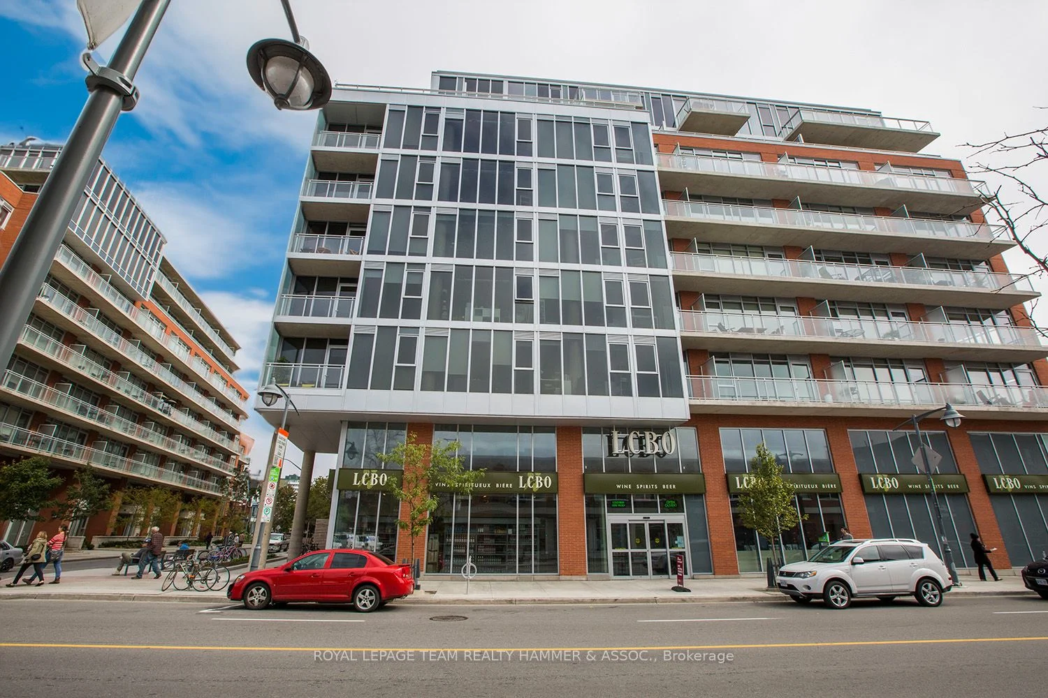 360 Mcleod Street 608, Ottawa Centre, On K2p 1a9