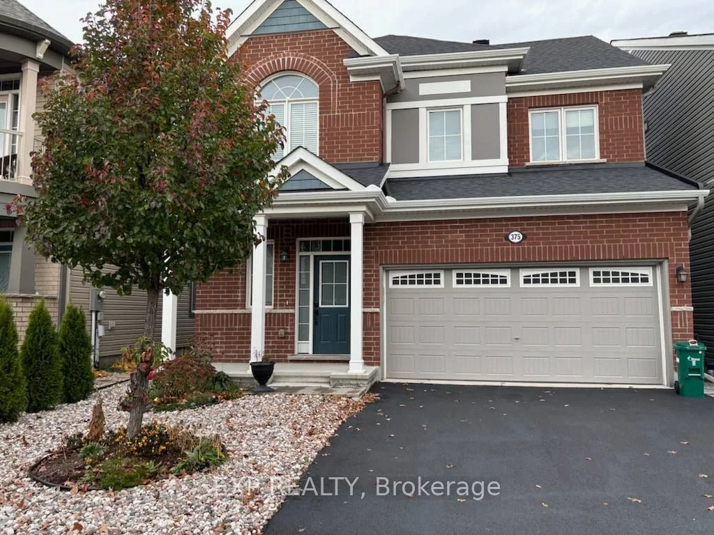 Detached in Barrhaven