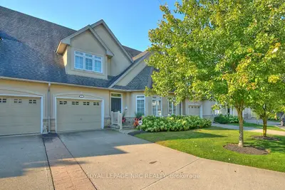 8142 Costabile Drive 10, Niagara Falls, On L2h 3m3