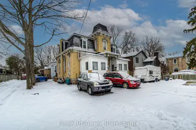 156 Grand Avenue S, Cambridge, ON N1S 2M4